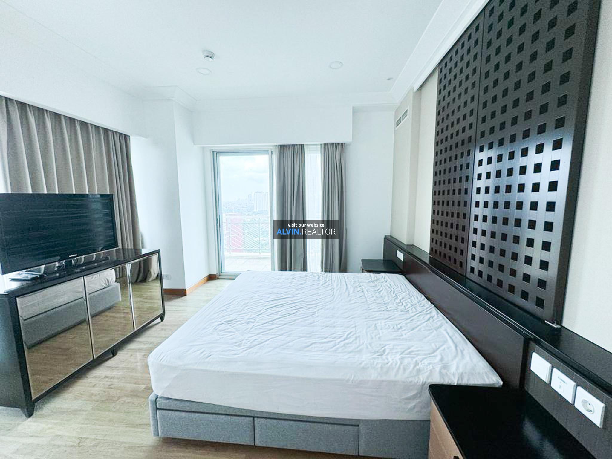 01583800-43ce-4810-952f-224ed37fc8a7