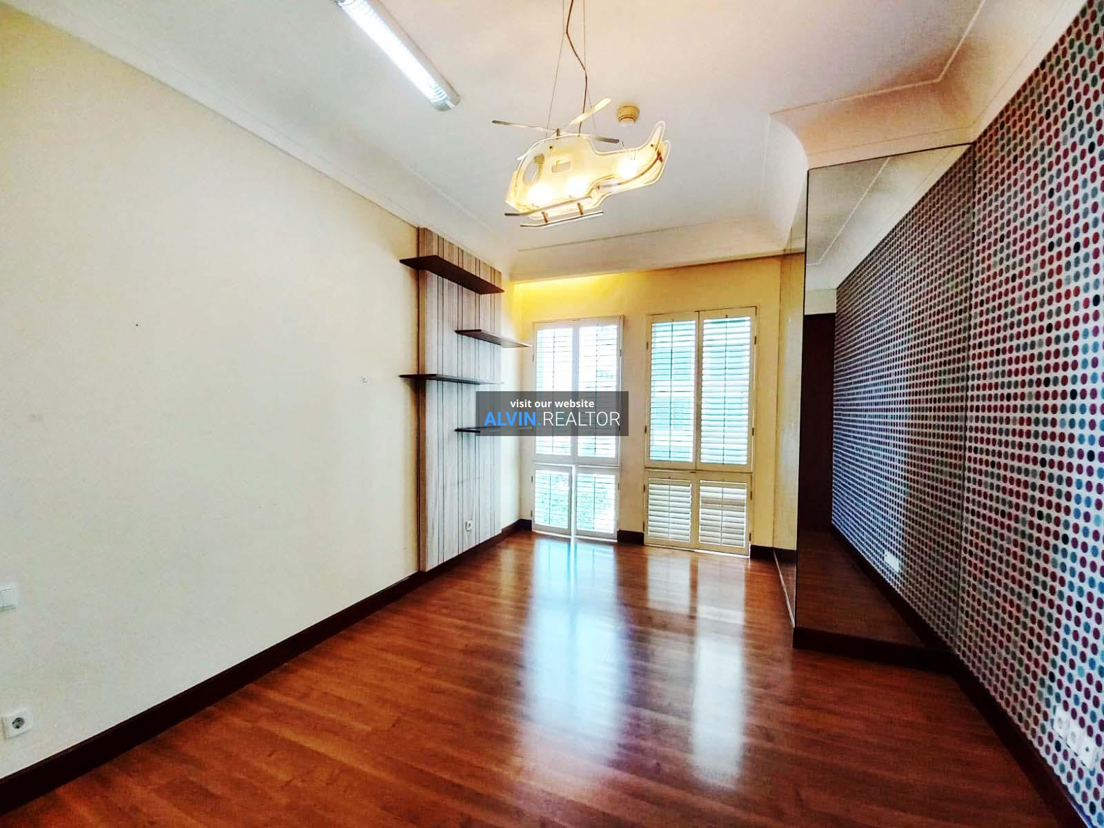 pakubuwono residence 26085