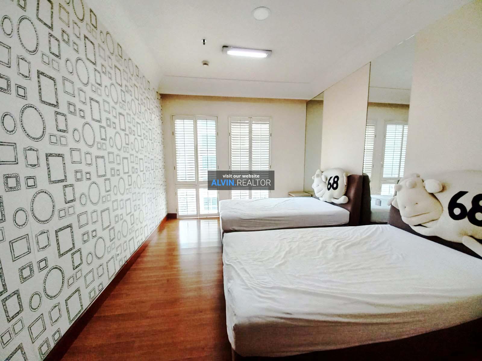 pakubuwono residence 26085