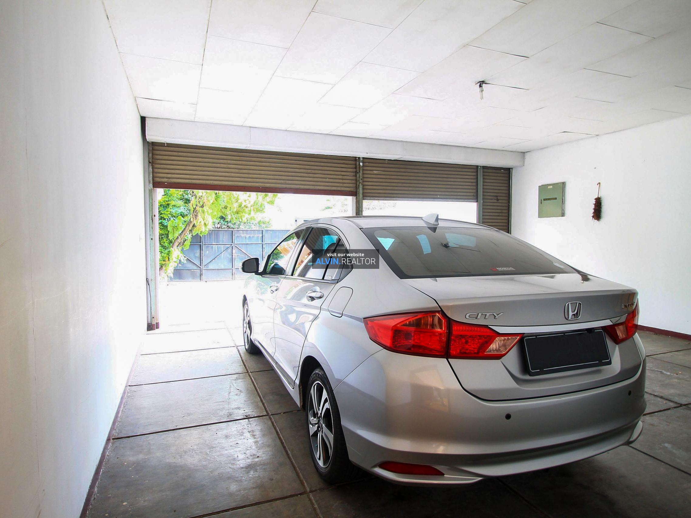 IMG_4994-copy-scaled