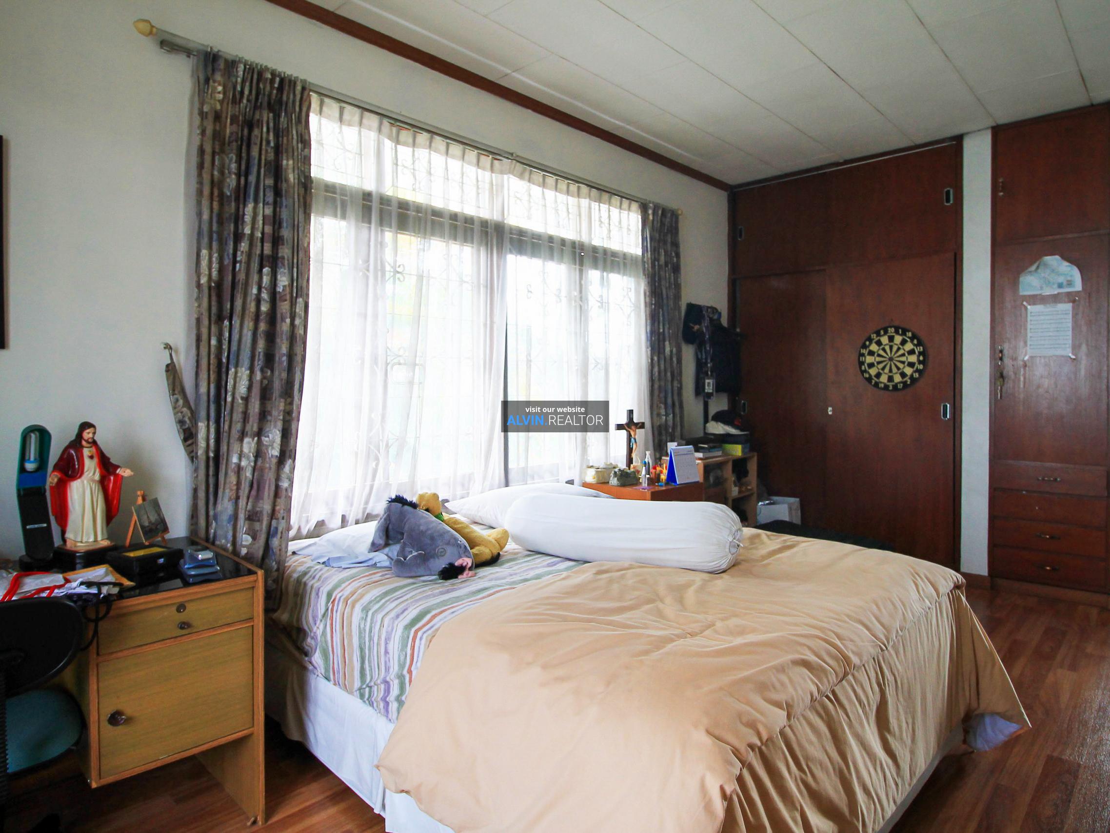 IMG_5042-copy-scaled