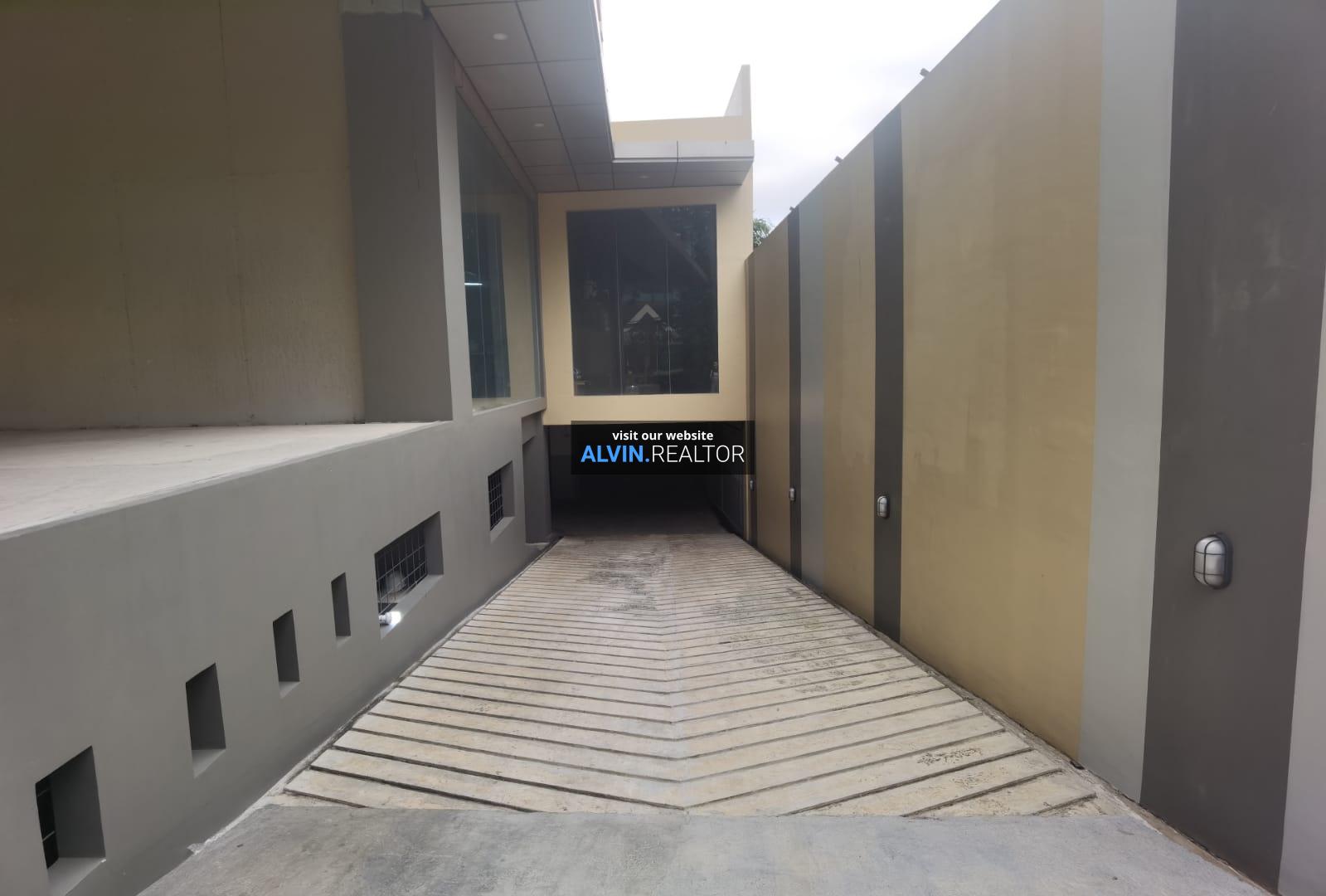 WhatsApp Image 2022-08-12 at 5.50.43 PM