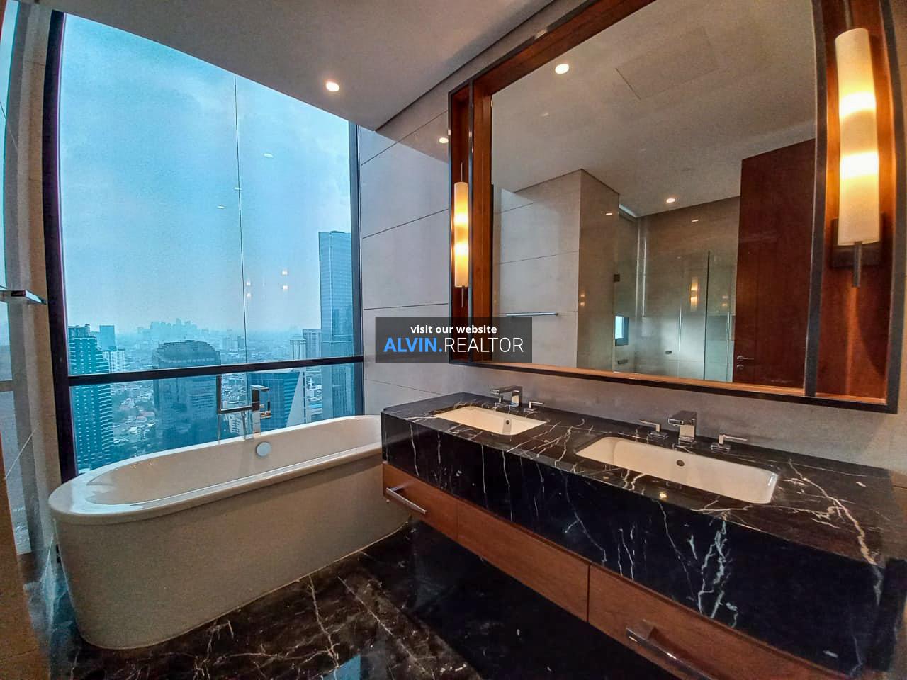 WhatsApp Image 2022-08-16 at 1.00.30 PM (1)