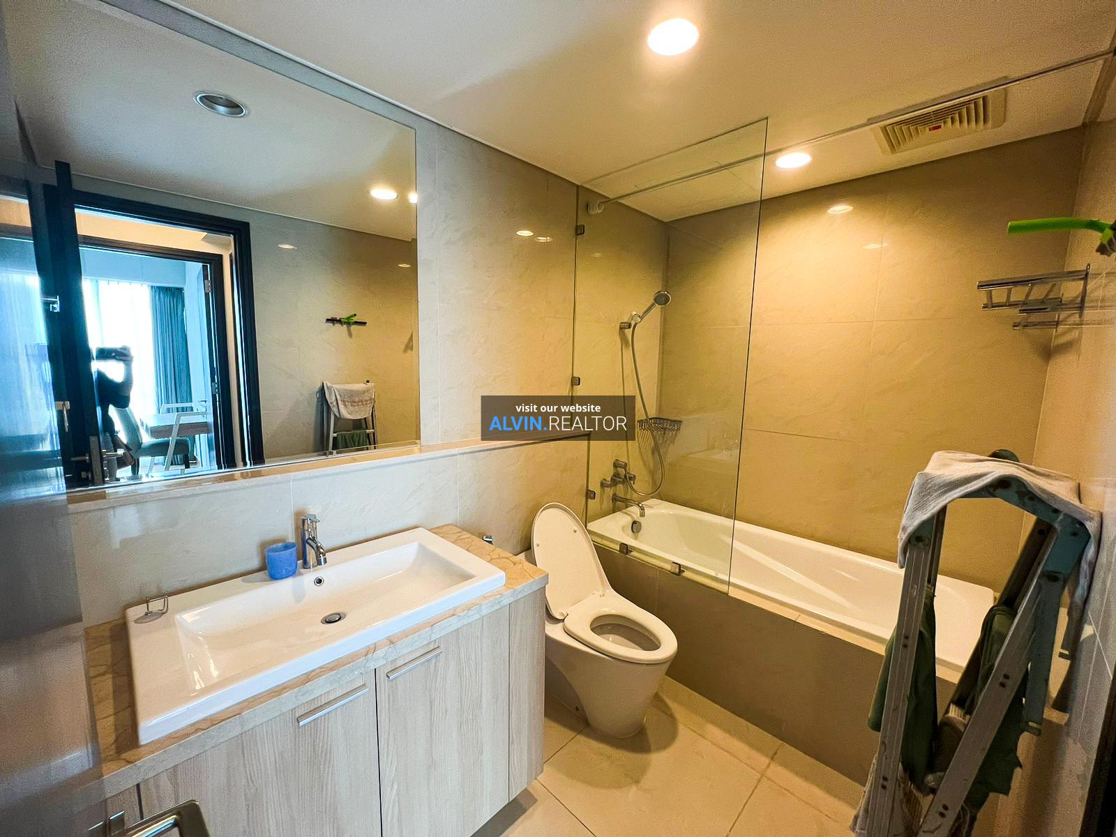 WhatsApp Image 2022-10-10 at 12.04.49 PM (7)