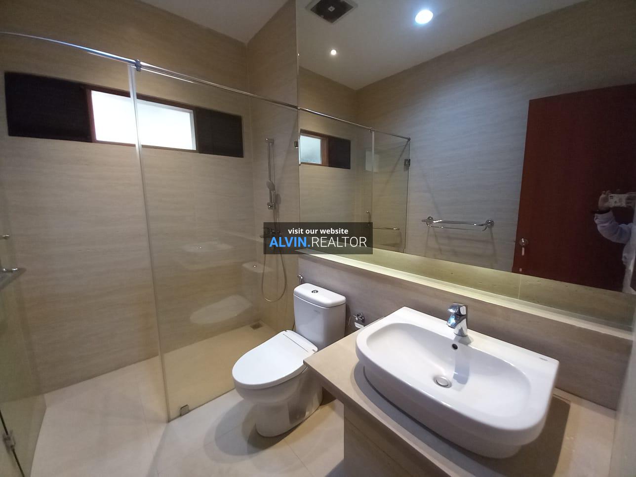 WhatsApp Image 2022-11-11 at 16.56.28 (1)