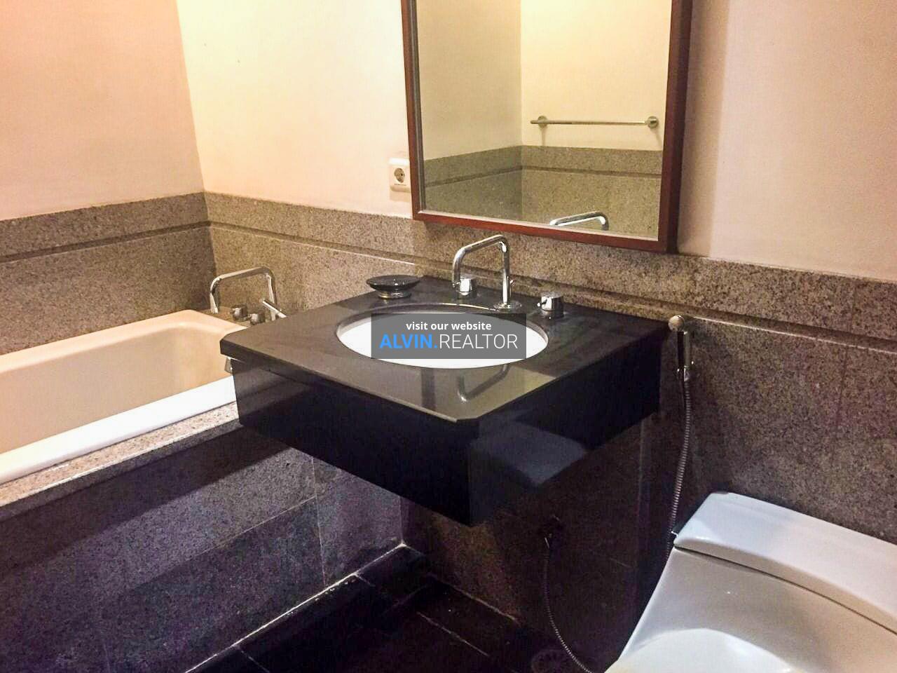 WhatsApp Image 2022-11-28 at 4.40.48 PM (1)