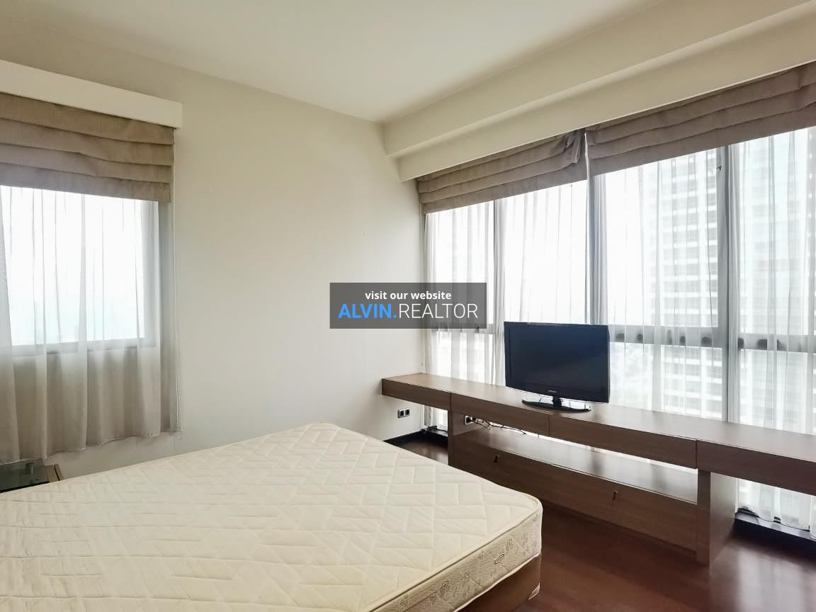 Setiabudi residence B2012