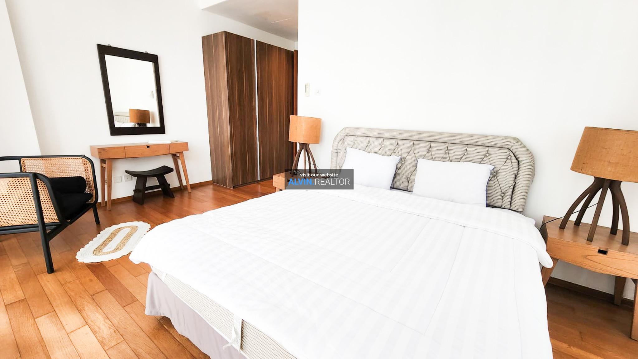 7c67da30-a5aa-4050-83a1-7064af19d248