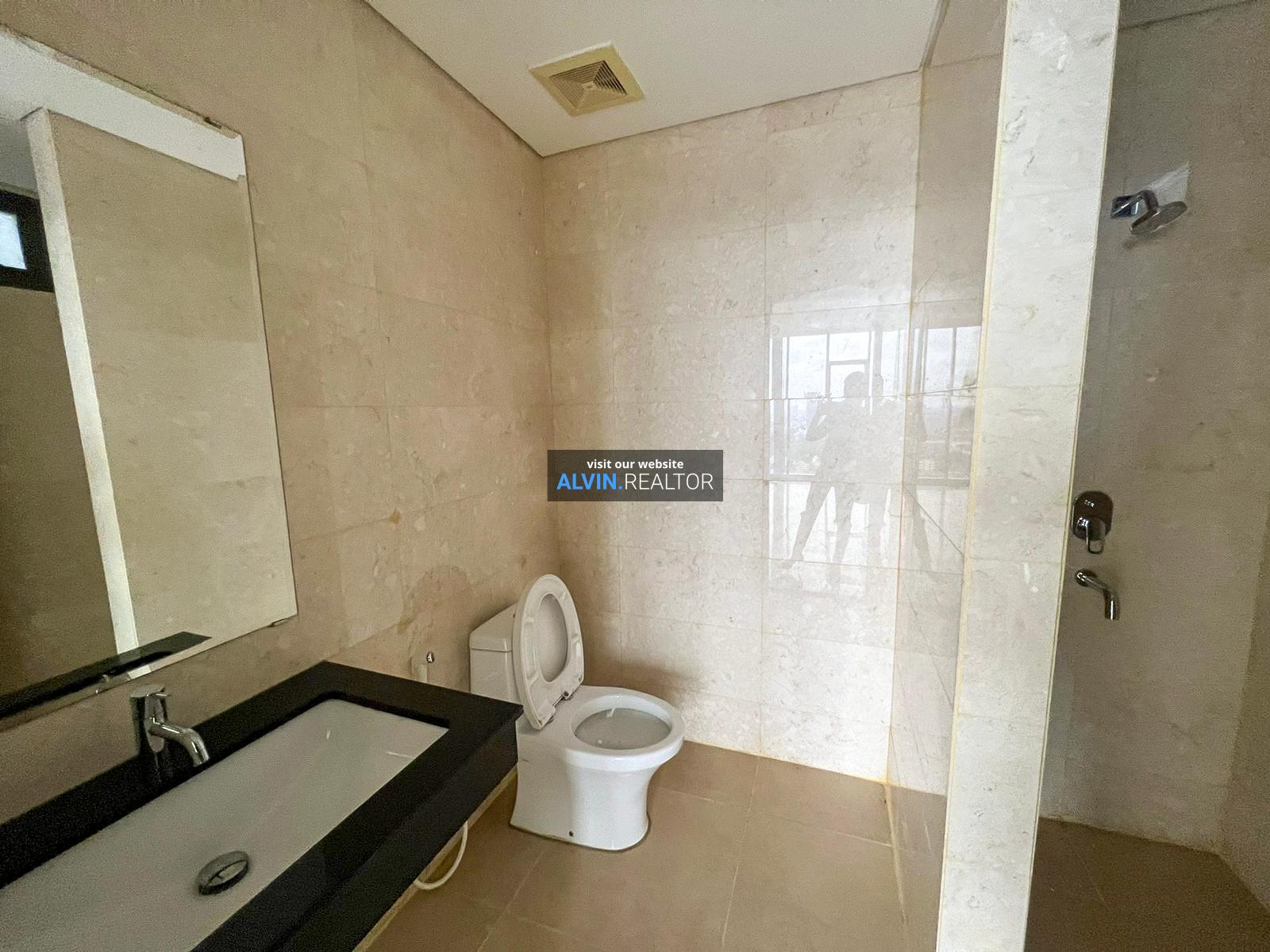 WhatsApp Image 2023-02-13 at 16.37.33