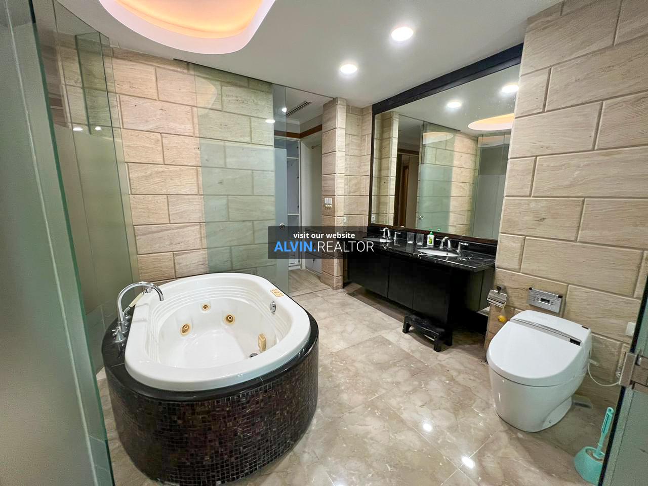 WhatsApp Image 2023-03-17 at 4.33.23 PM (1)