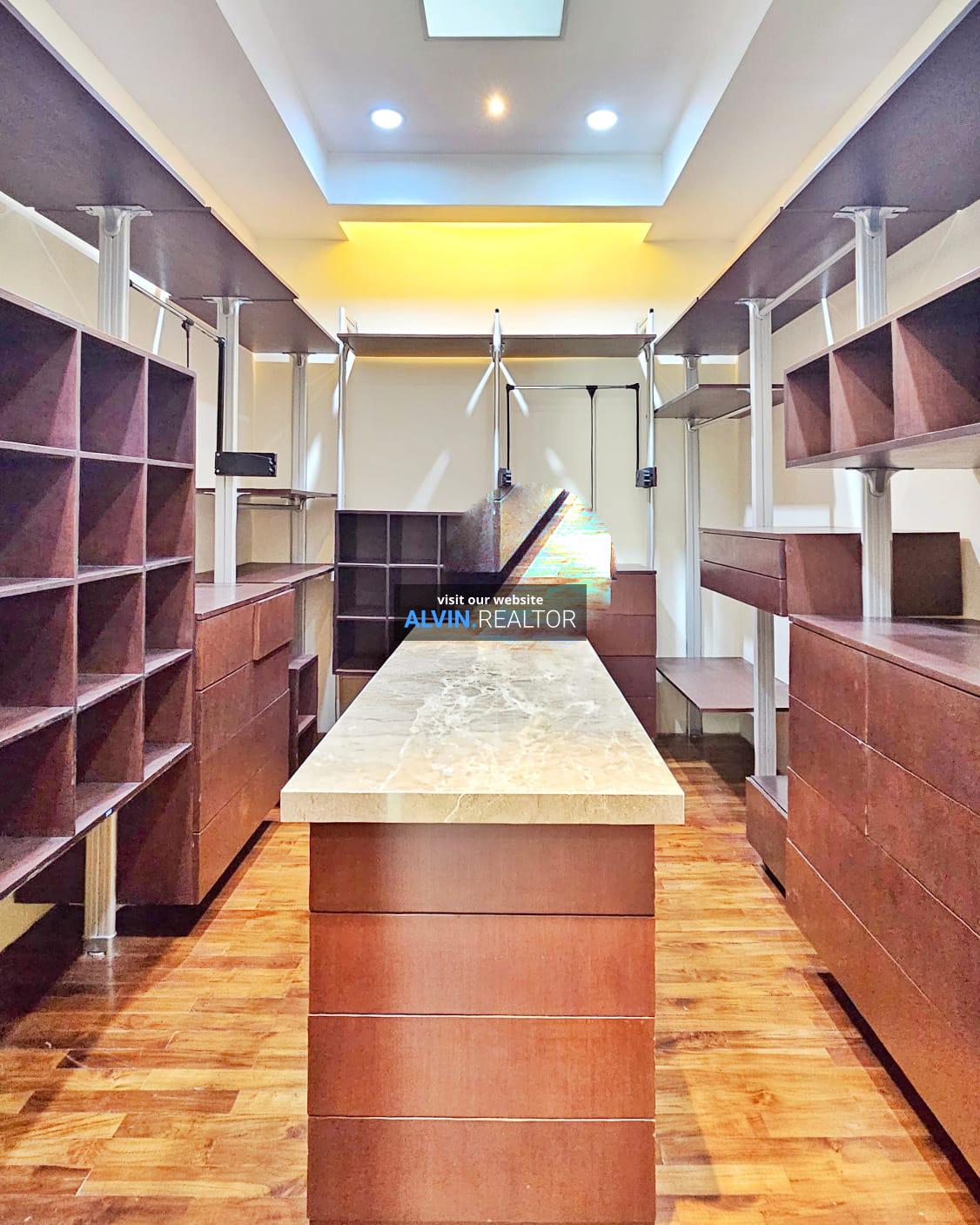 WhatsApp Image 2023-08-08 at 12.16_edited11