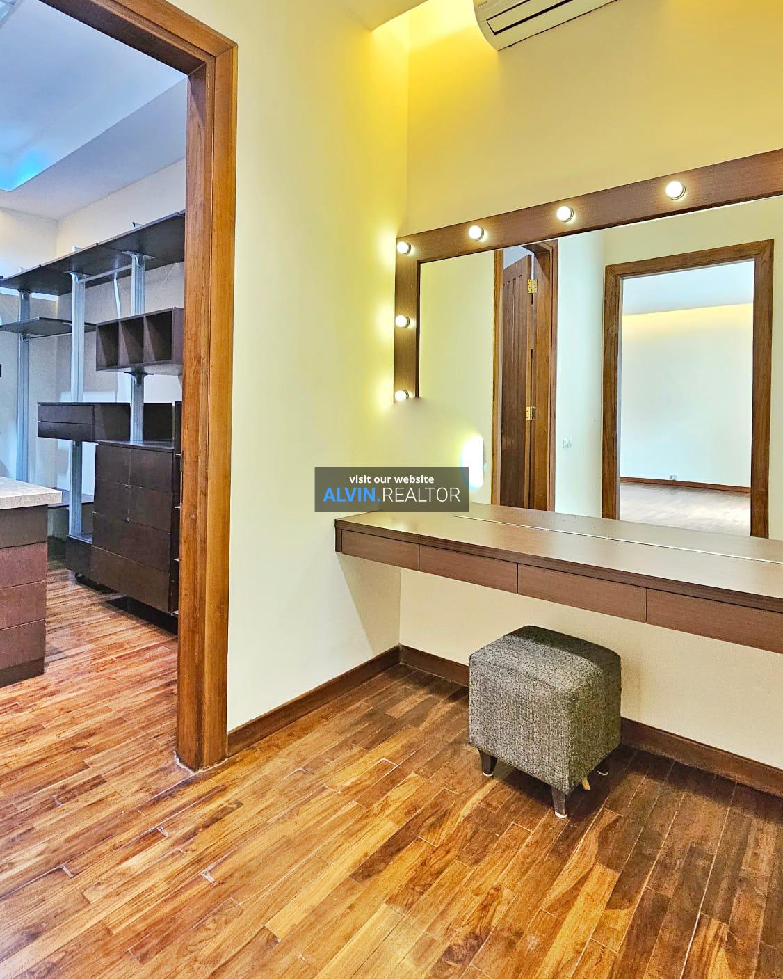 WhatsApp Image 2023-08-08 at 12.16_edited8