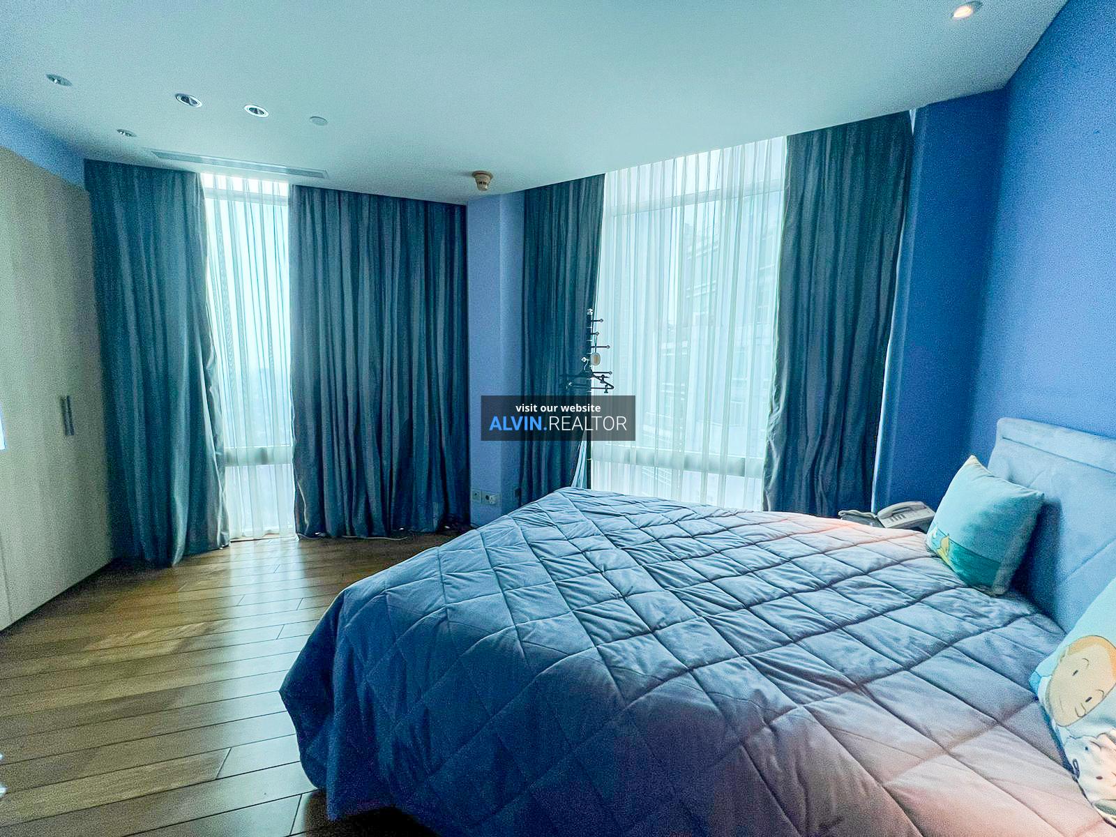 four season summer 31D