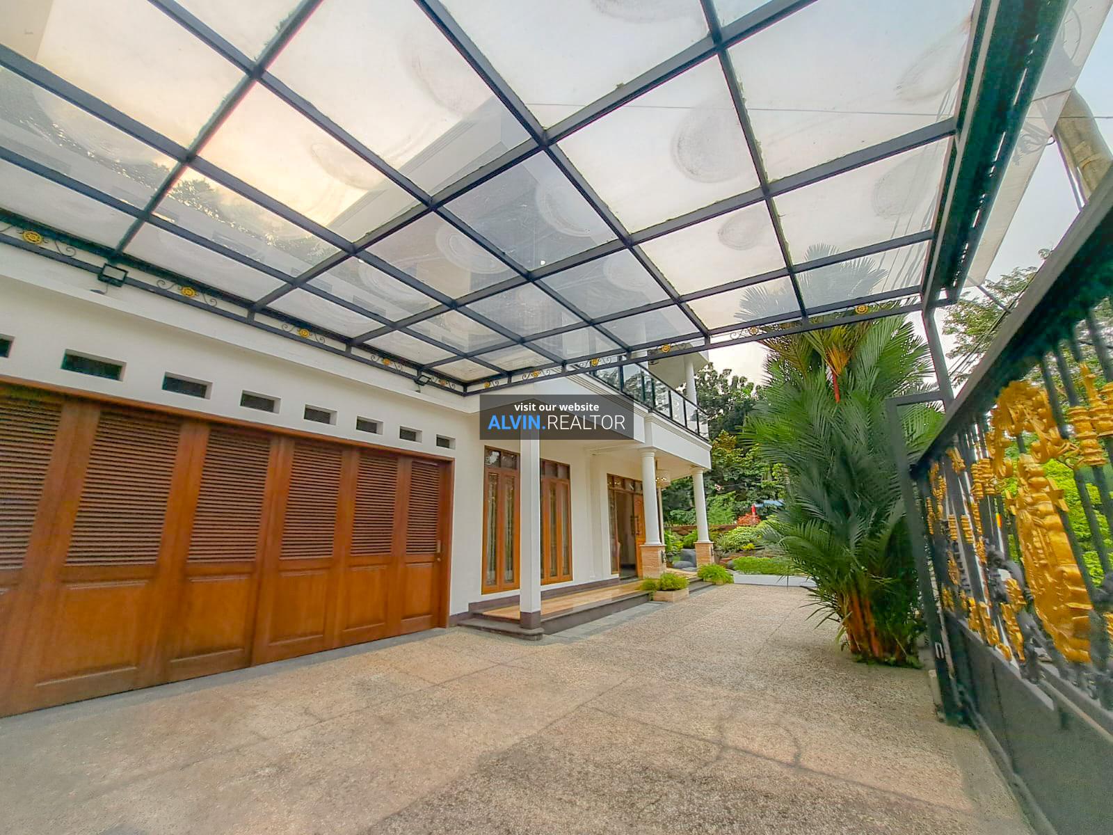 WhatsApp Image 2023-08-14 at 2.55_edited3