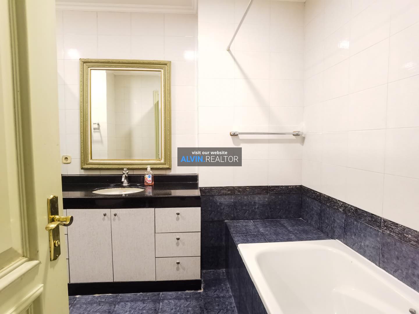 WhatsApp Image 2023-10-18 at 11.49.12 AM