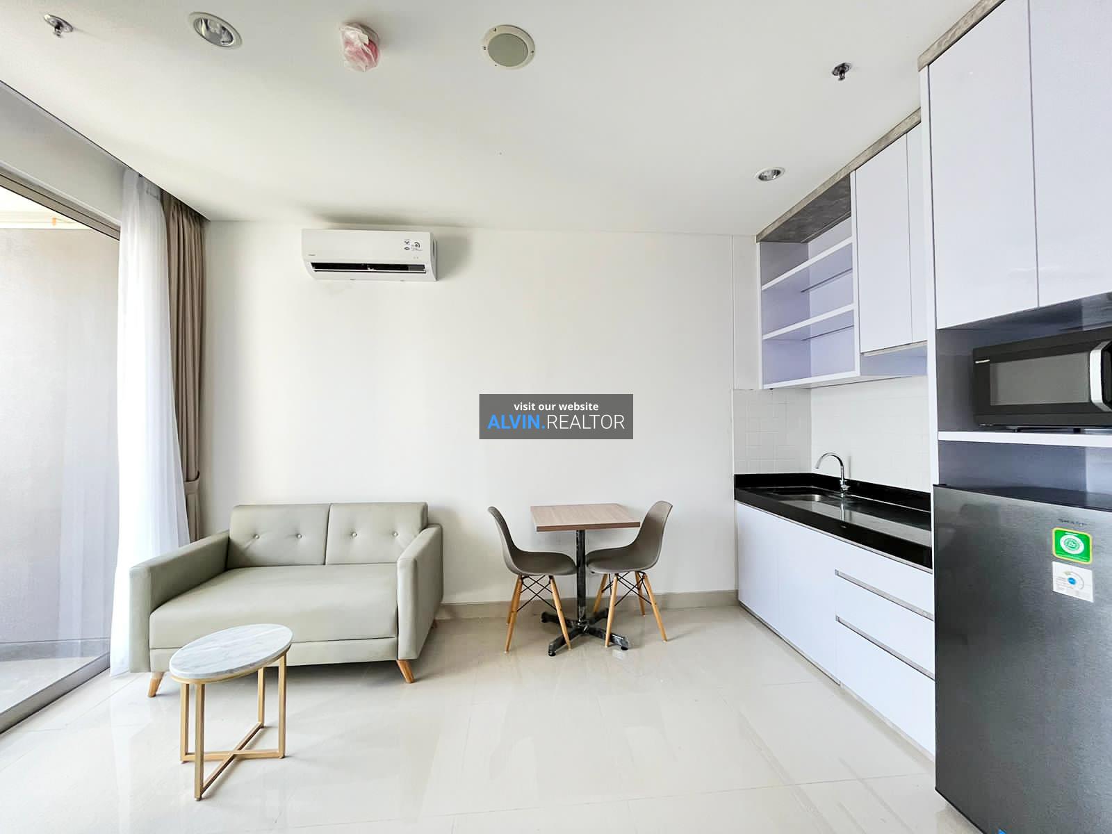 WhatsApp Image 2023-10-24 at 6.40.31 PM (1)