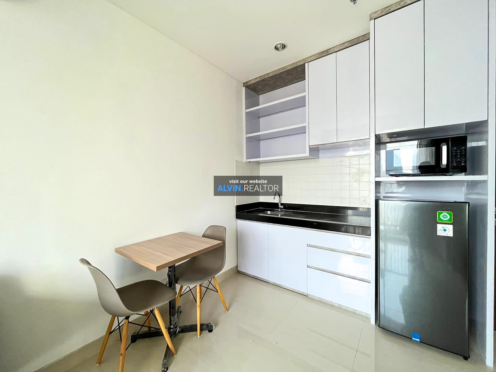 WhatsApp Image 2023-10-24 at 6.40.32 PM (2)