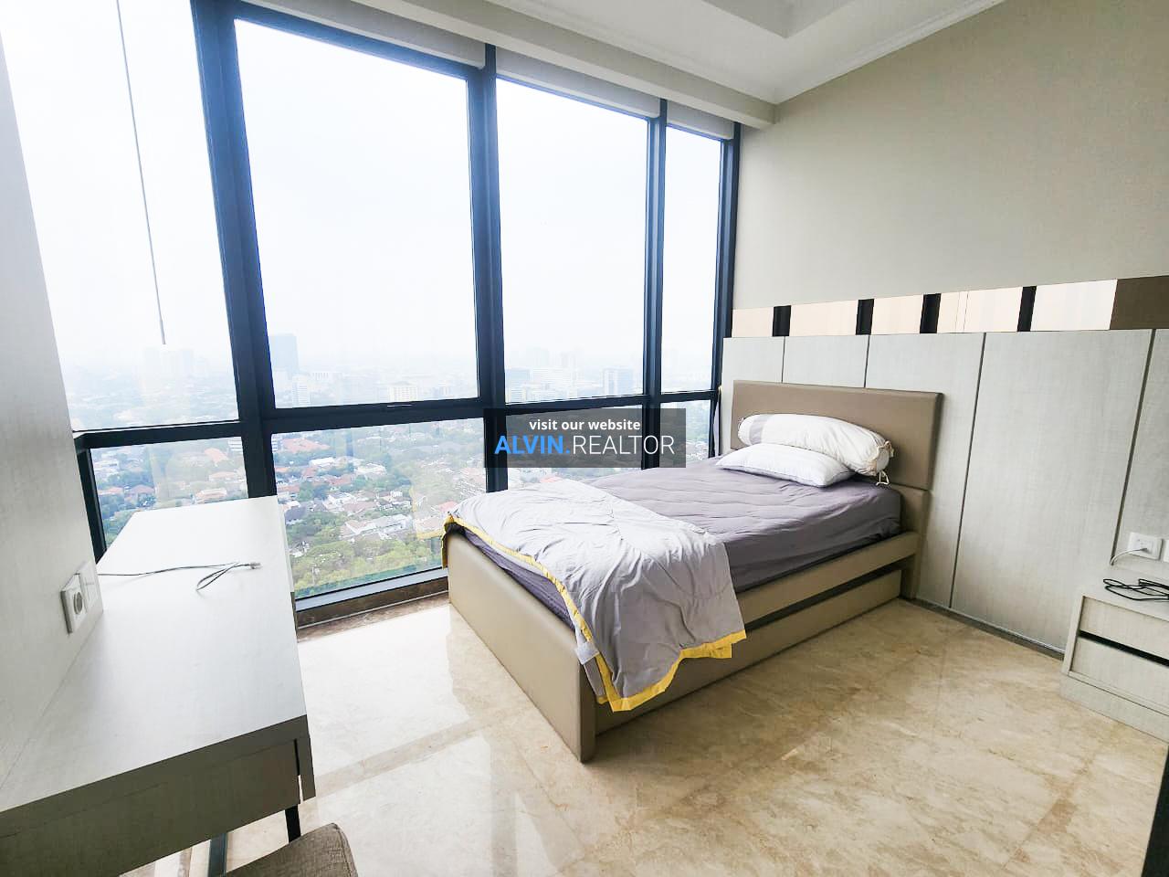 1b6ba357-faa1-4dc5-8720-d8ace9898018