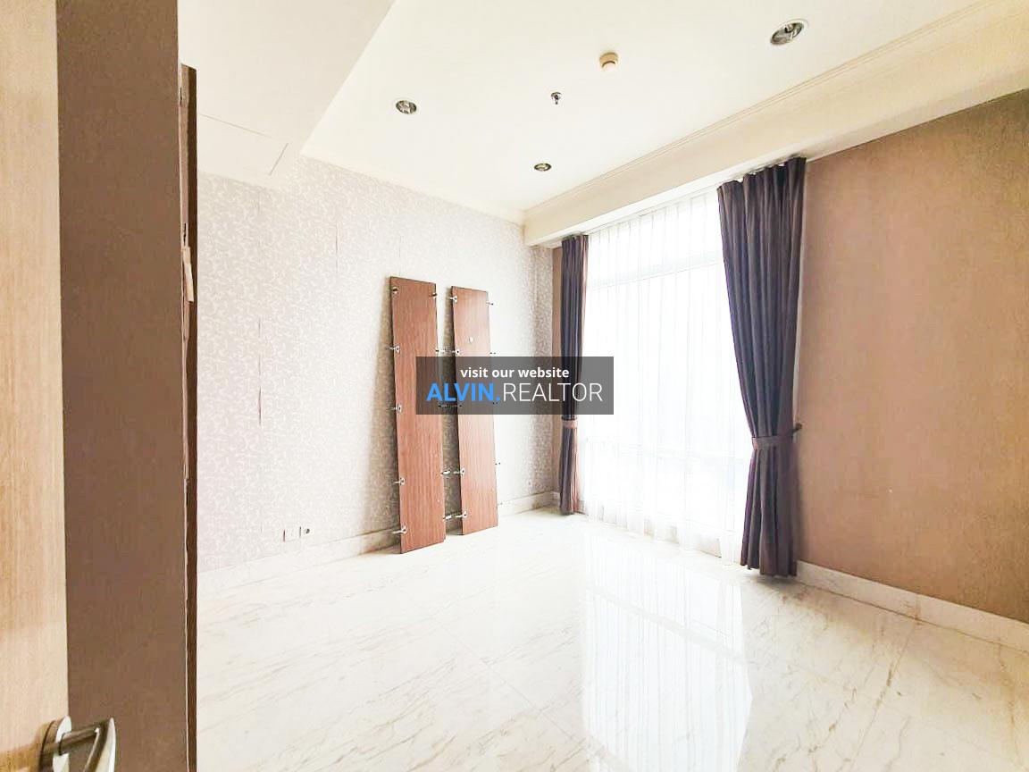 52e4b3ea-3093-4d28-a867-c43ba8417806