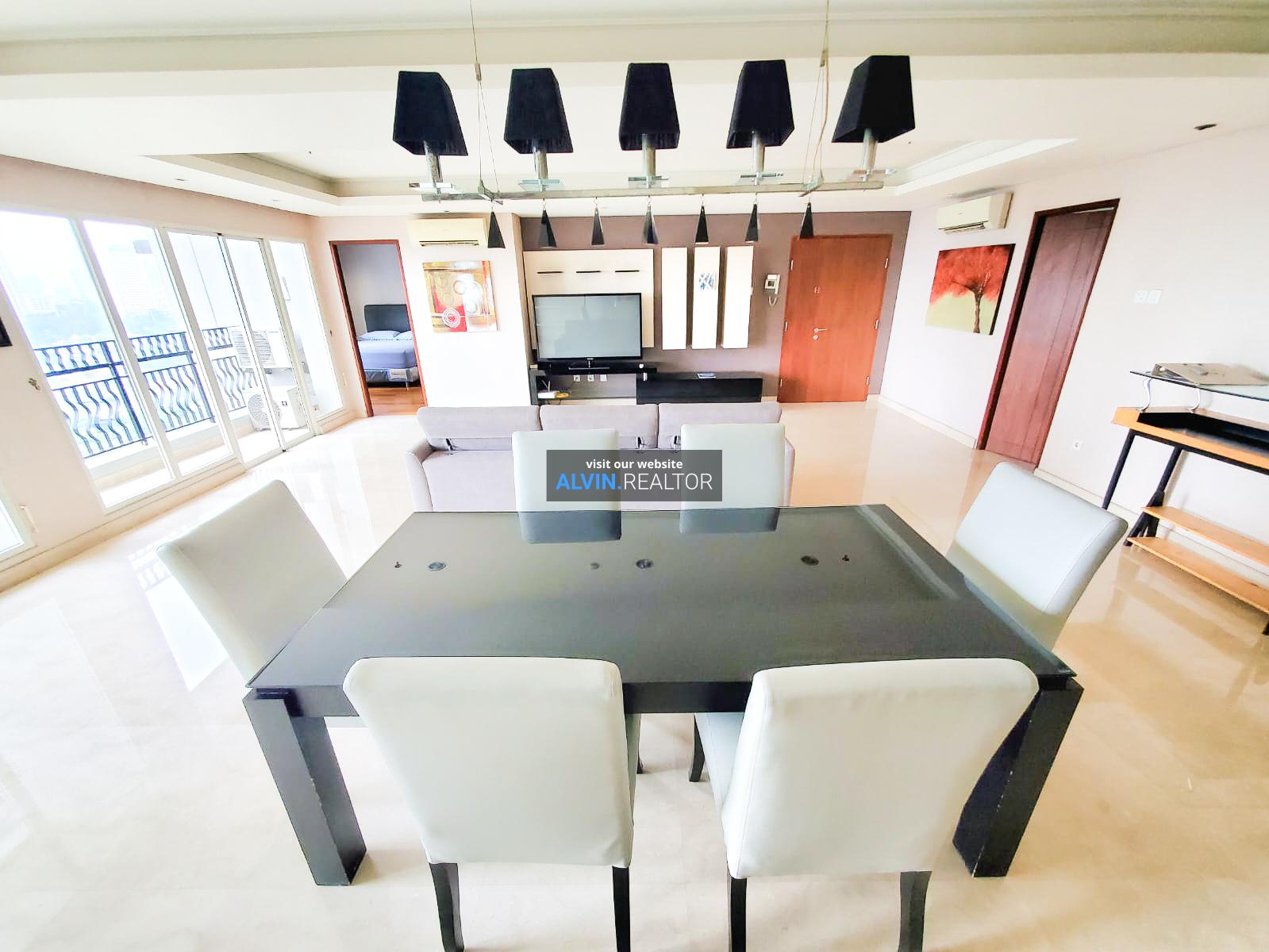 711ed996-2952-448a-9f33-2cd91c09d523