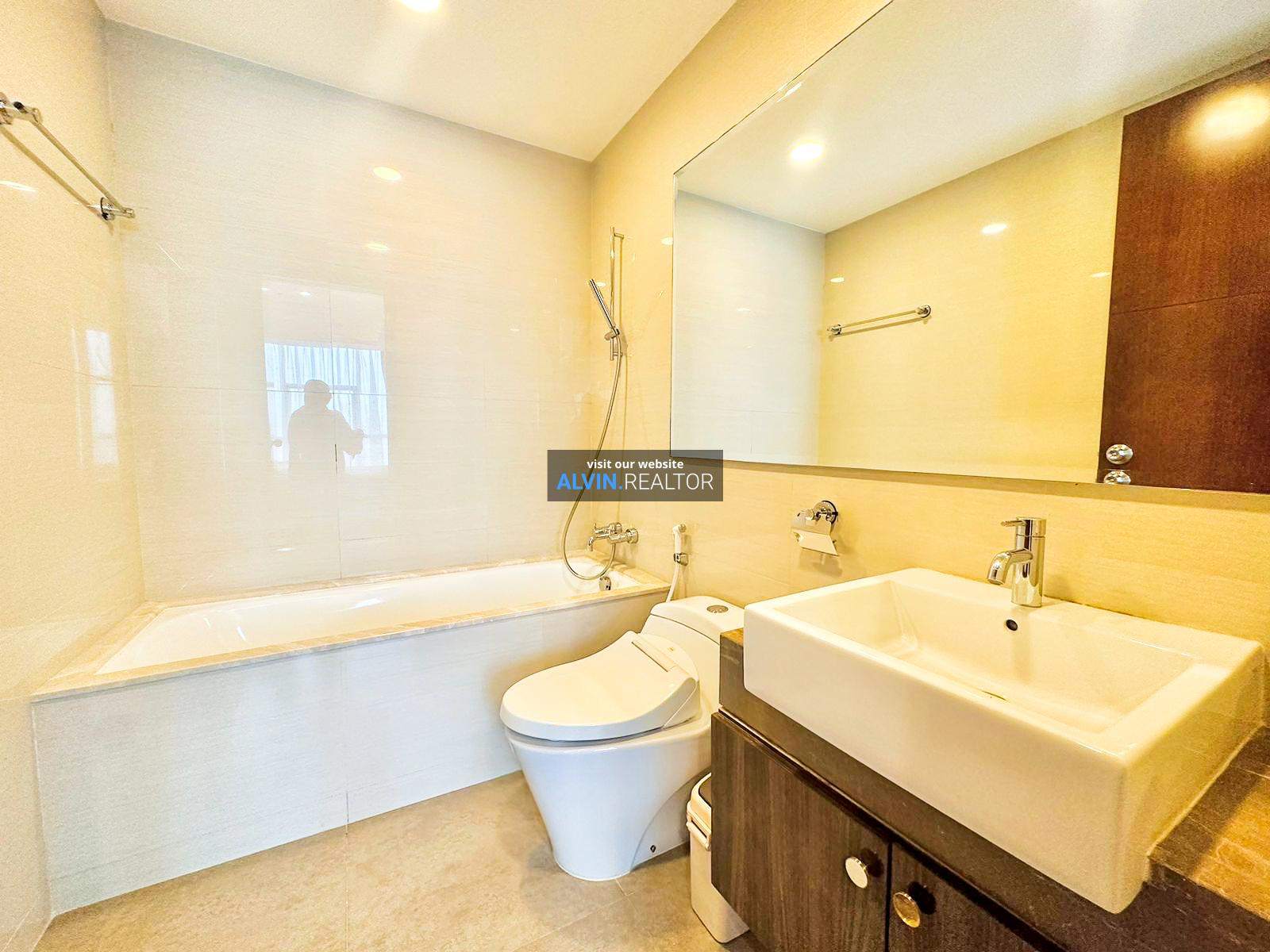 WhatsApp Image 2023-11-01 at 3.39.19 PM (1)