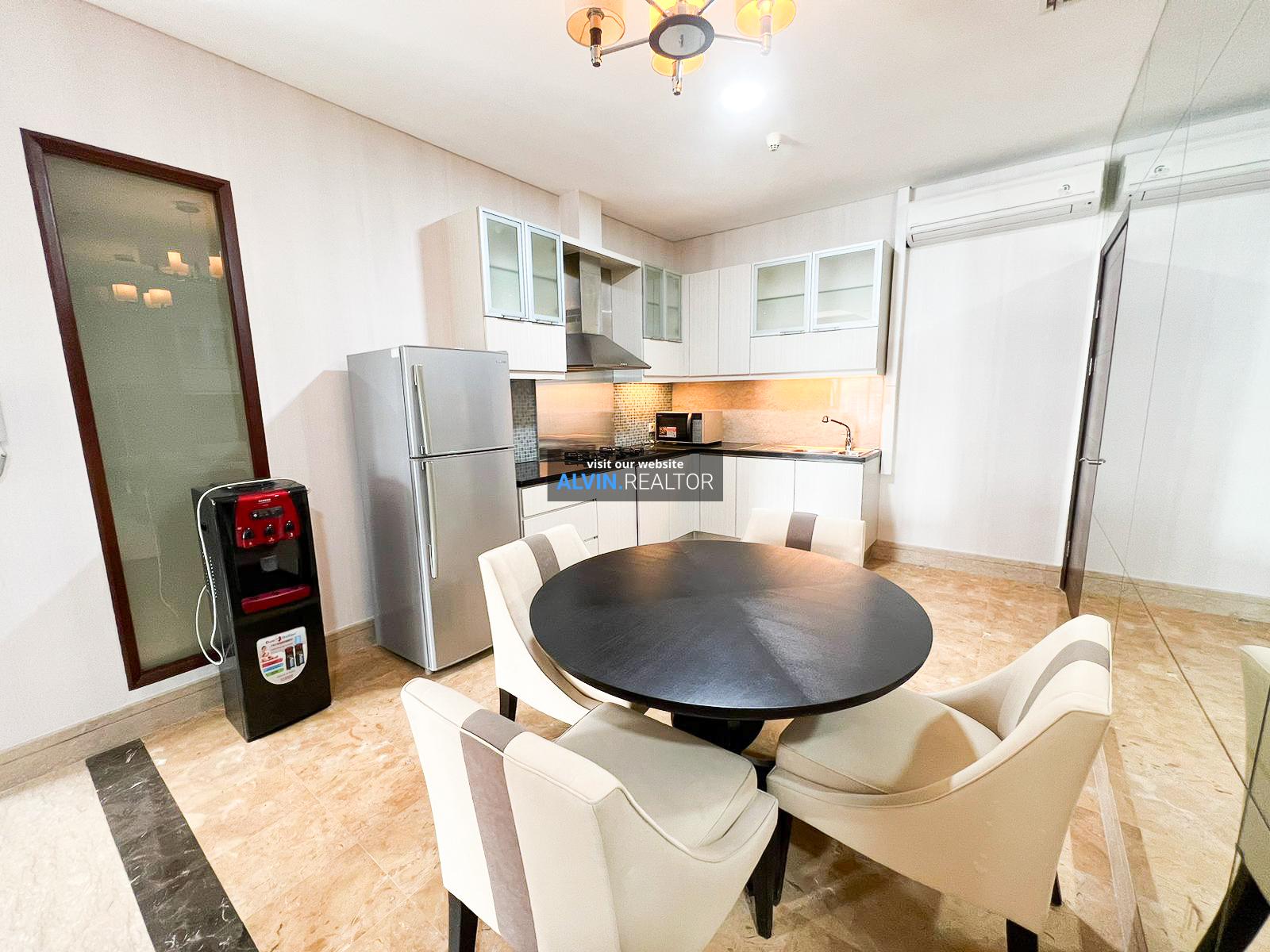 d8547344-5048-4537-b7b7-1ef353864a5a