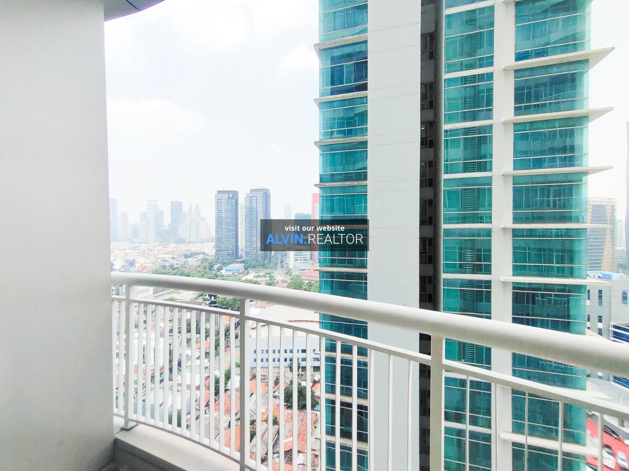 99398c3e-2699-489d-8533-74a07ea03cfb