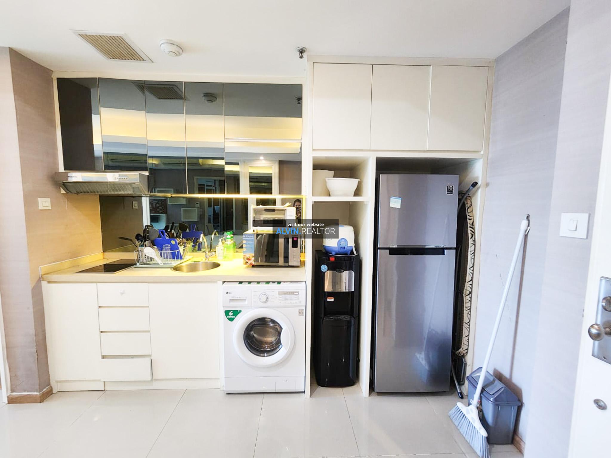 2e21a931-05bf-4529-8320-edec72b395e4