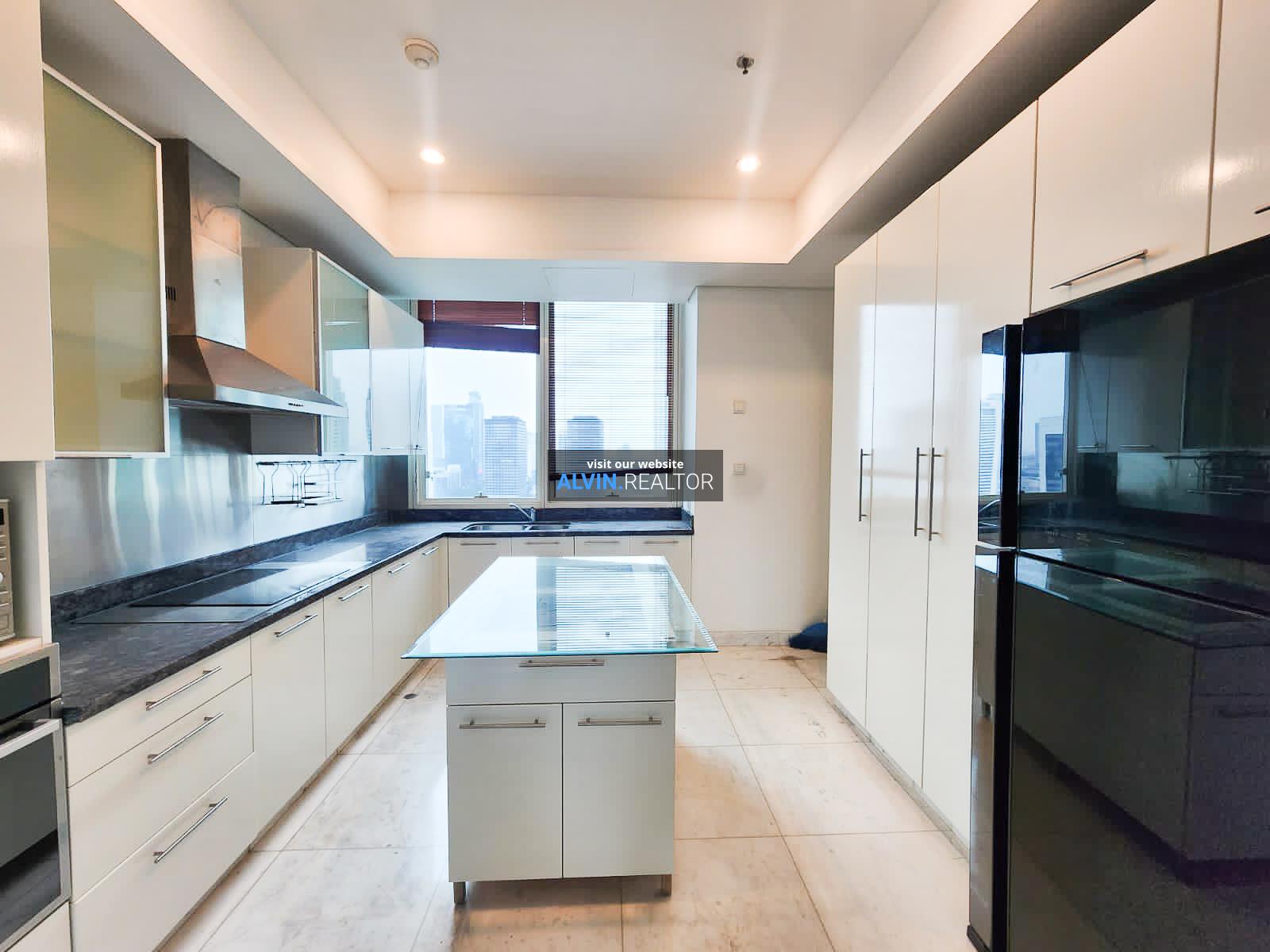 506ab408-6934-4be5-8edf-cc210f461aa4