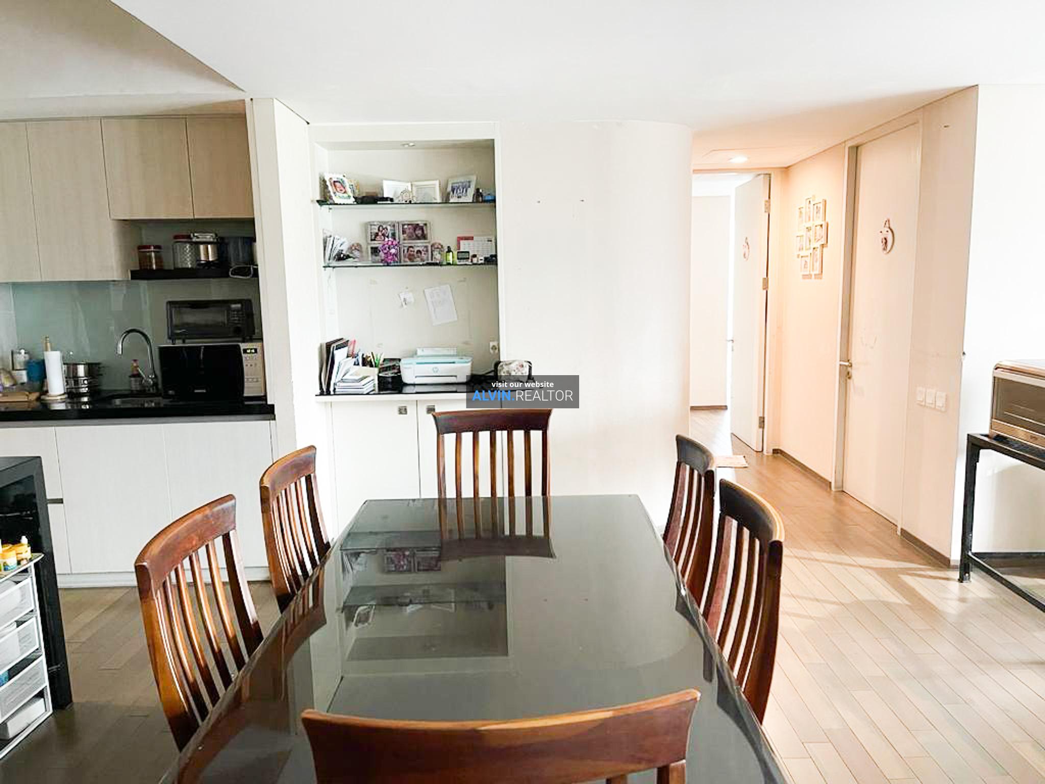 5ae279e8-6c39-4e3b-b580-1efe494b55ab