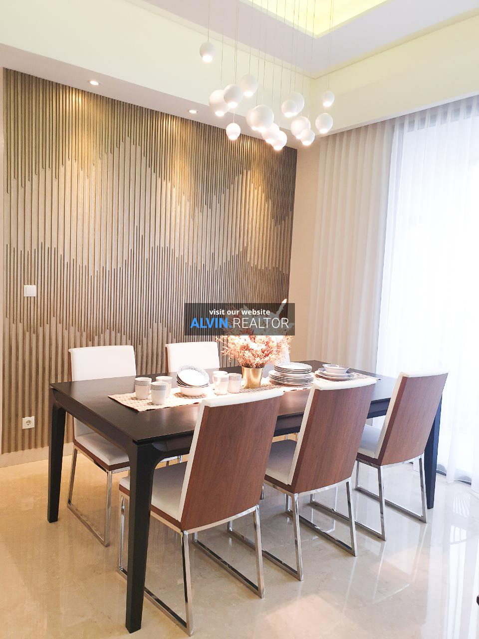 73ee8a60-9971-4c33-b95b-b2d0681e0854