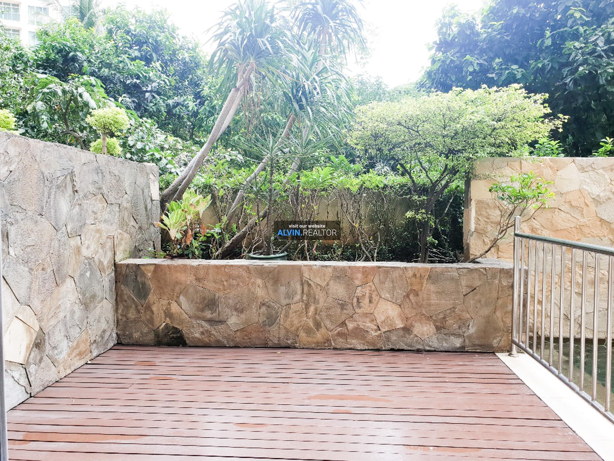 0b512ba6-8aee-4d44-8324-2b0fbf228113