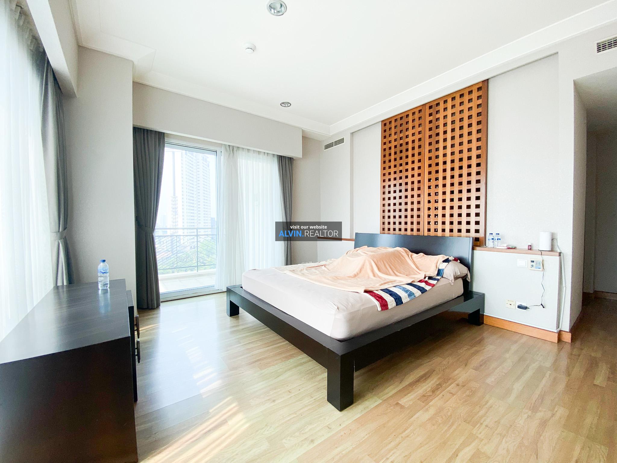 0def82fd-d028-417e-ac01-07de1226d9aa