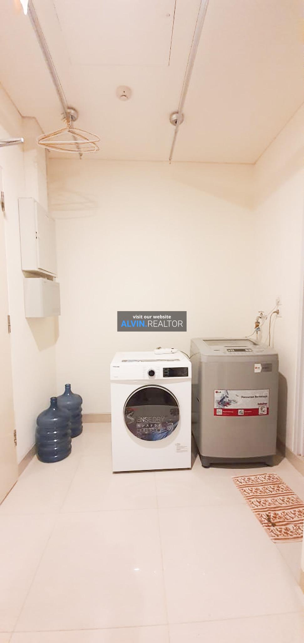 772fe602-e9e1-4a03-a689-64cb4b75d81c