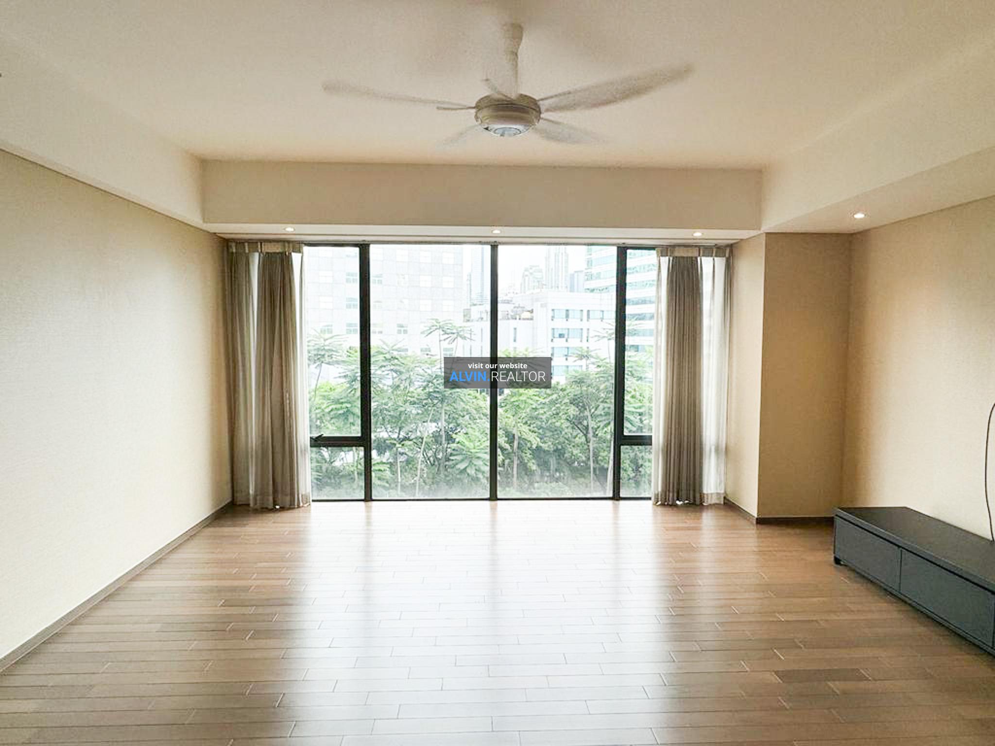 f9612a41-f3c6-479e-a95f-b005b2560636