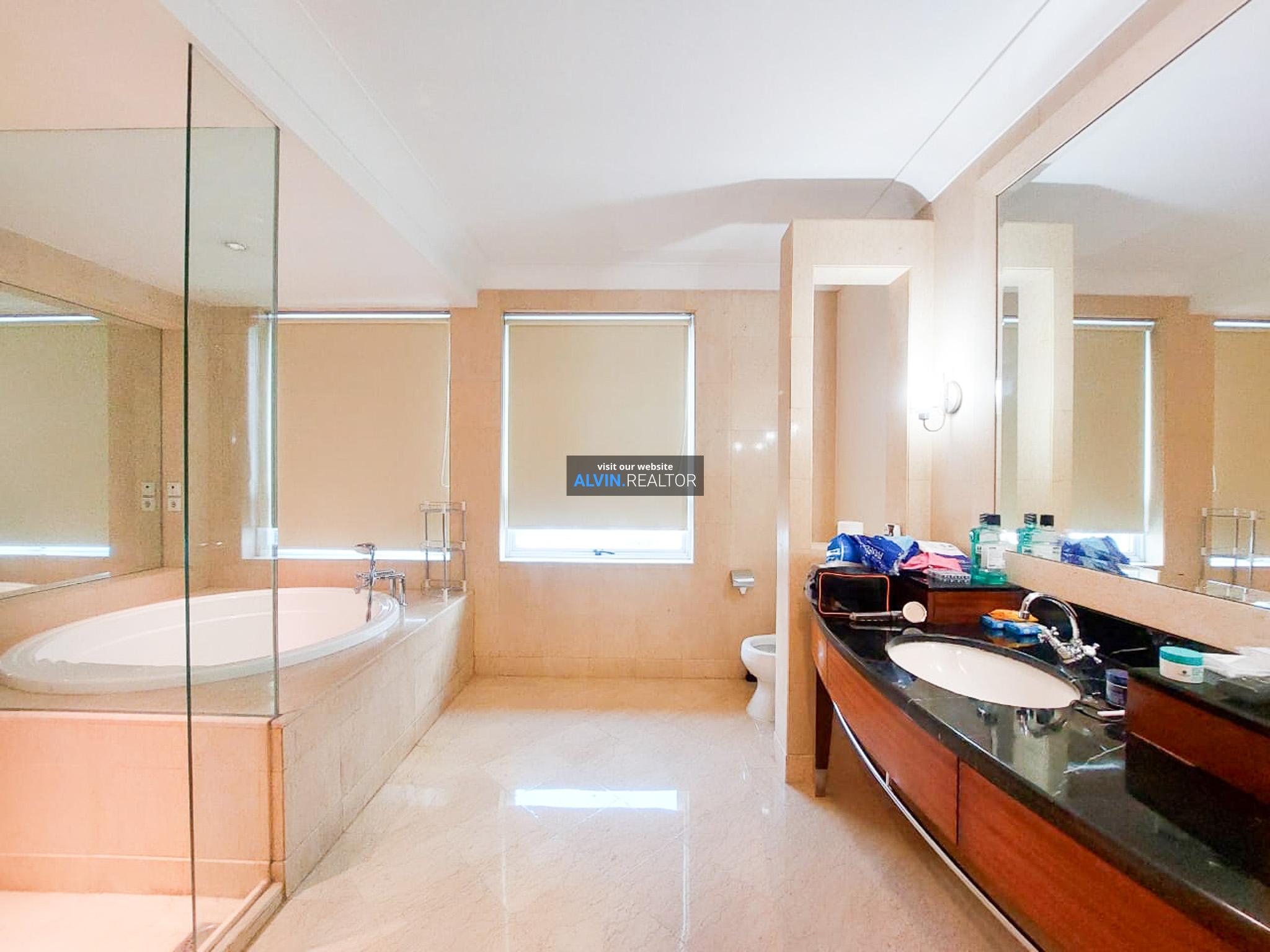 7ddb00ed-23b9-4184-acaf-4ee0c5363ab9