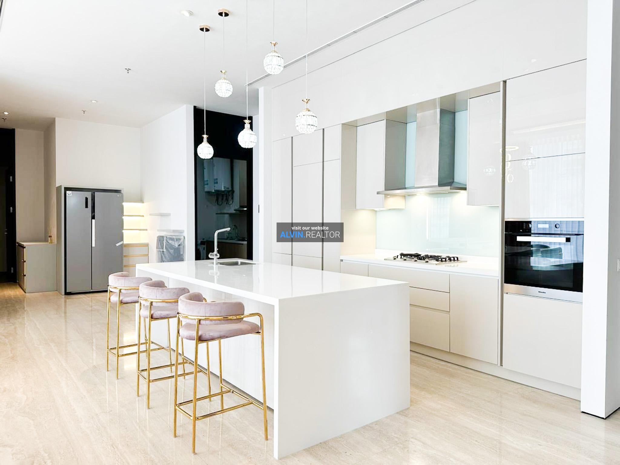 8fd27079-2158-44df-adbf-935187205500