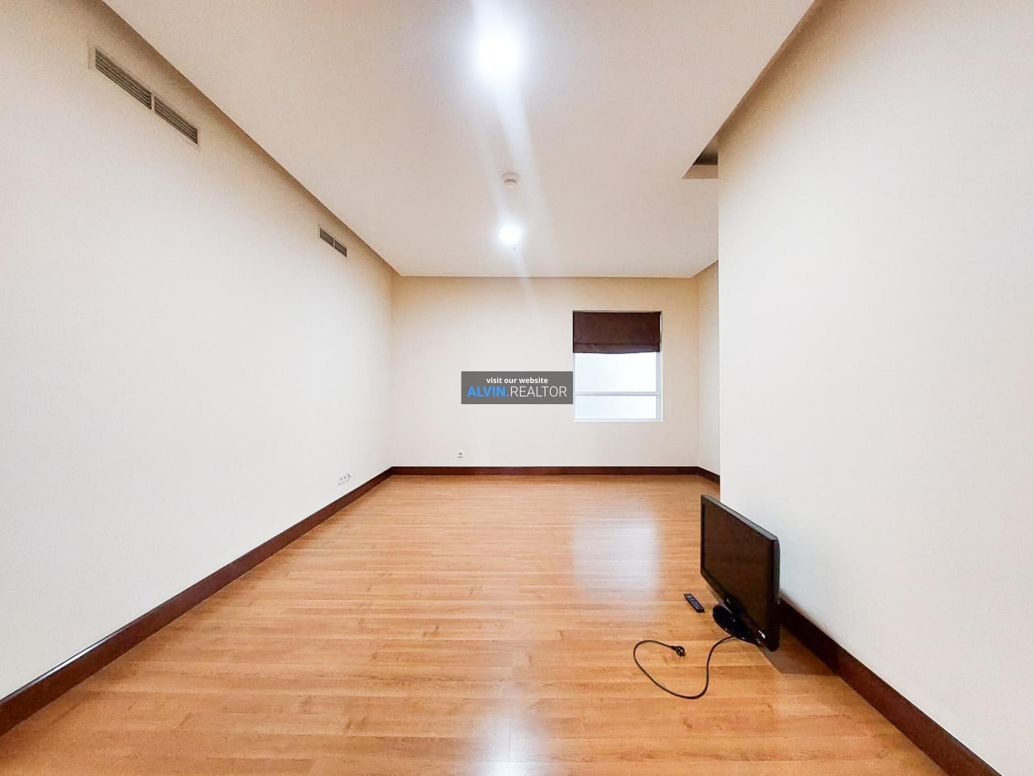 98f257d2-fe33-4422-bbff-221f23cee536