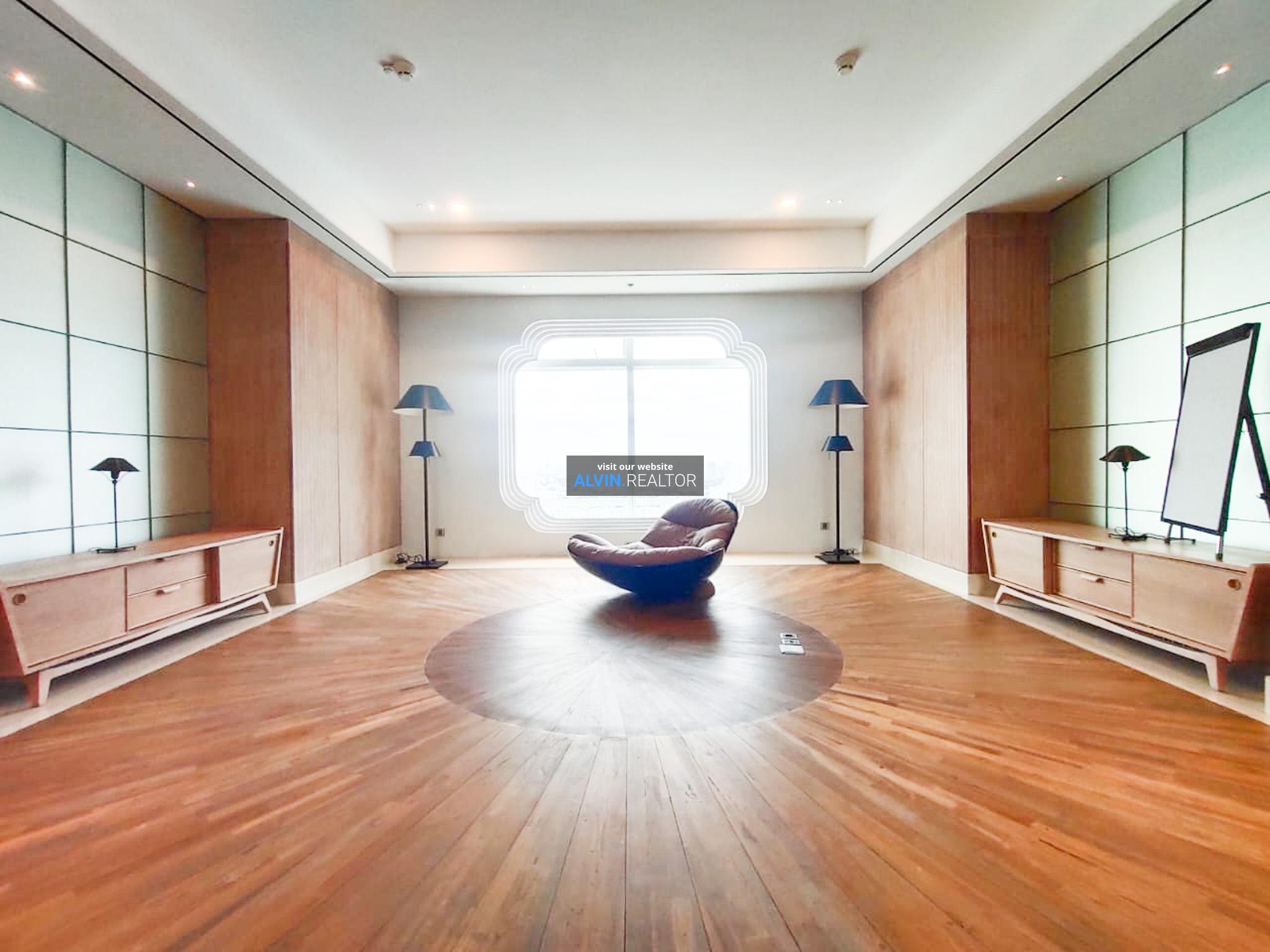 c64296b2-559d-49ba-a1fc-82c6038442ea