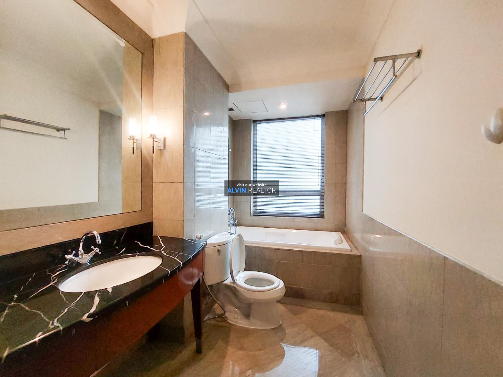 f6530e27-49de-4d0b-84a6-2a89700d8cf9