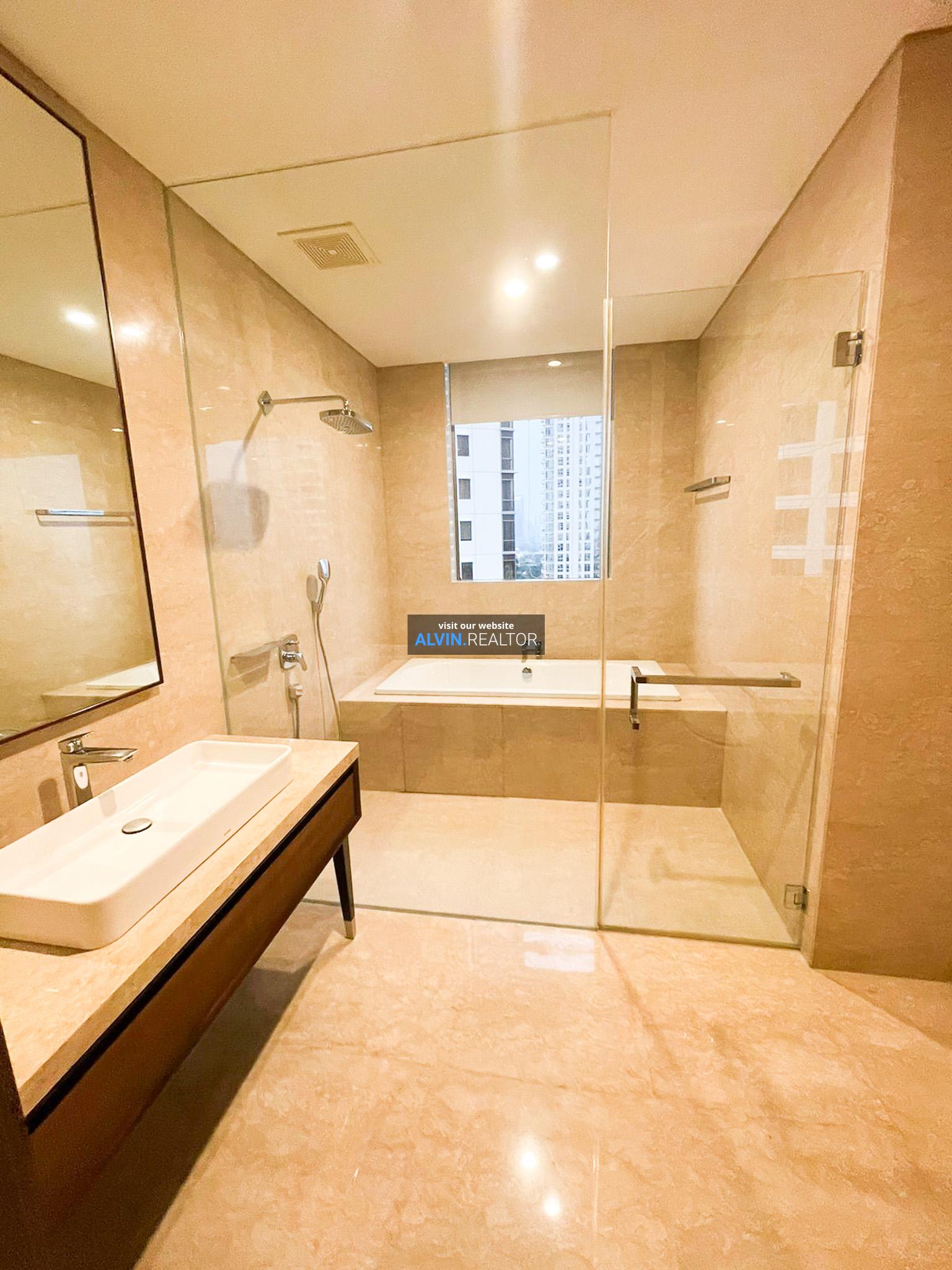 WhatsApp Image 2024-05-27 at 16.20.40