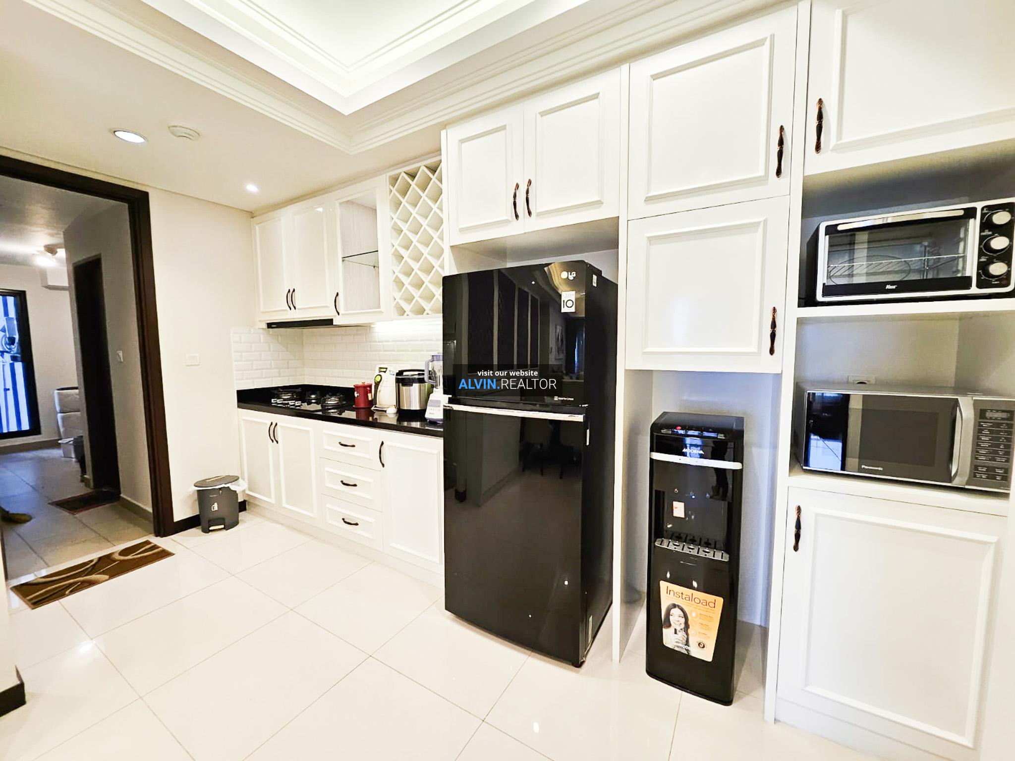 9d81e264-fd7b-4681-9bce-5ae4023649d8