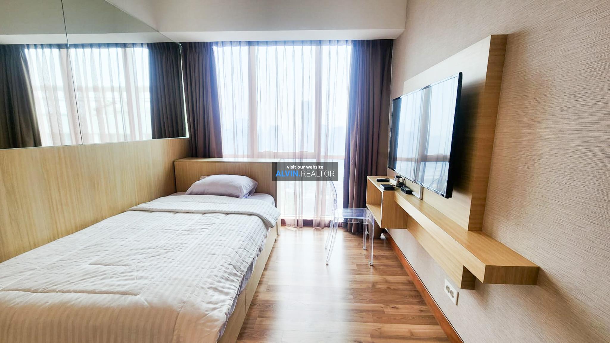 d565563e-a840-49b2-a76c-6022e7a5178f