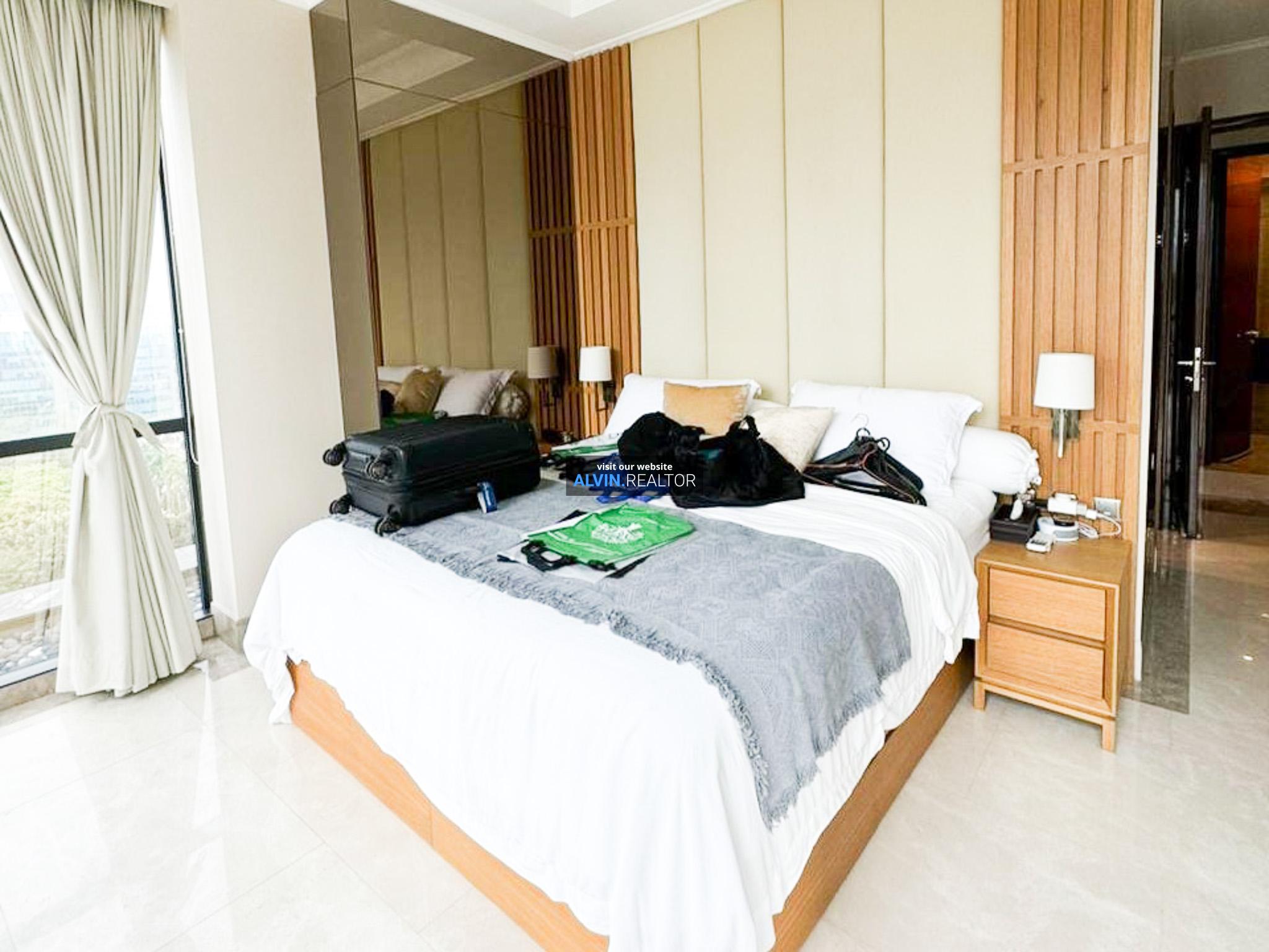 42df5a61-0144-4a6c-9640-32cfea7ef2a1