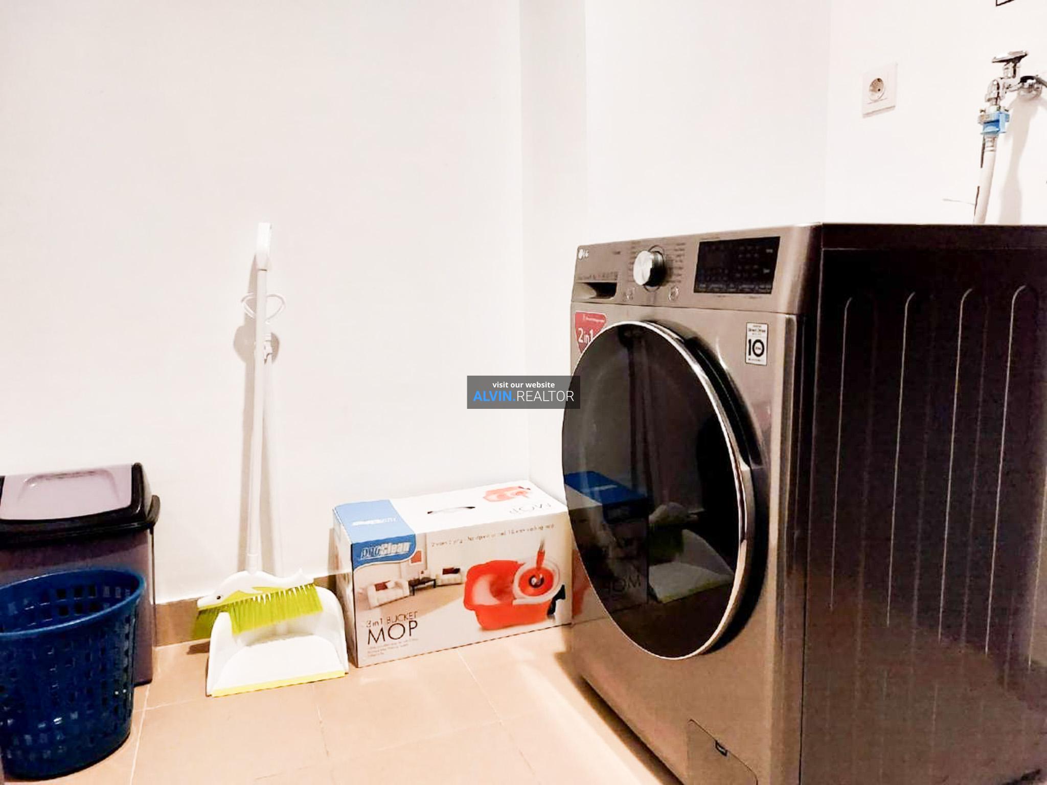 68705584-0af3-4ab3-ad26-1f9e2111d30b