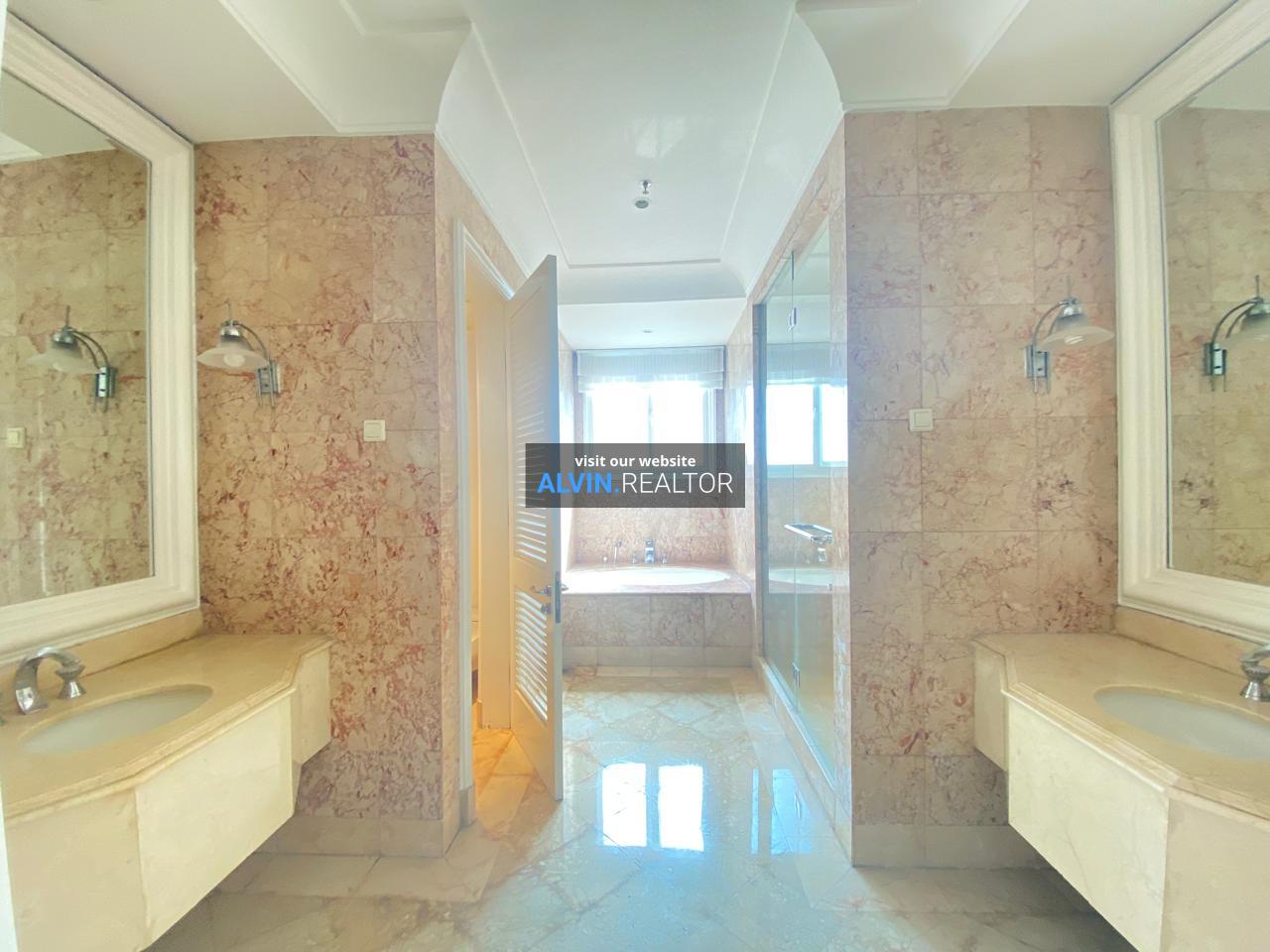 WhatsApp Image 2024-08-12 at 17.19.58_49094aeb