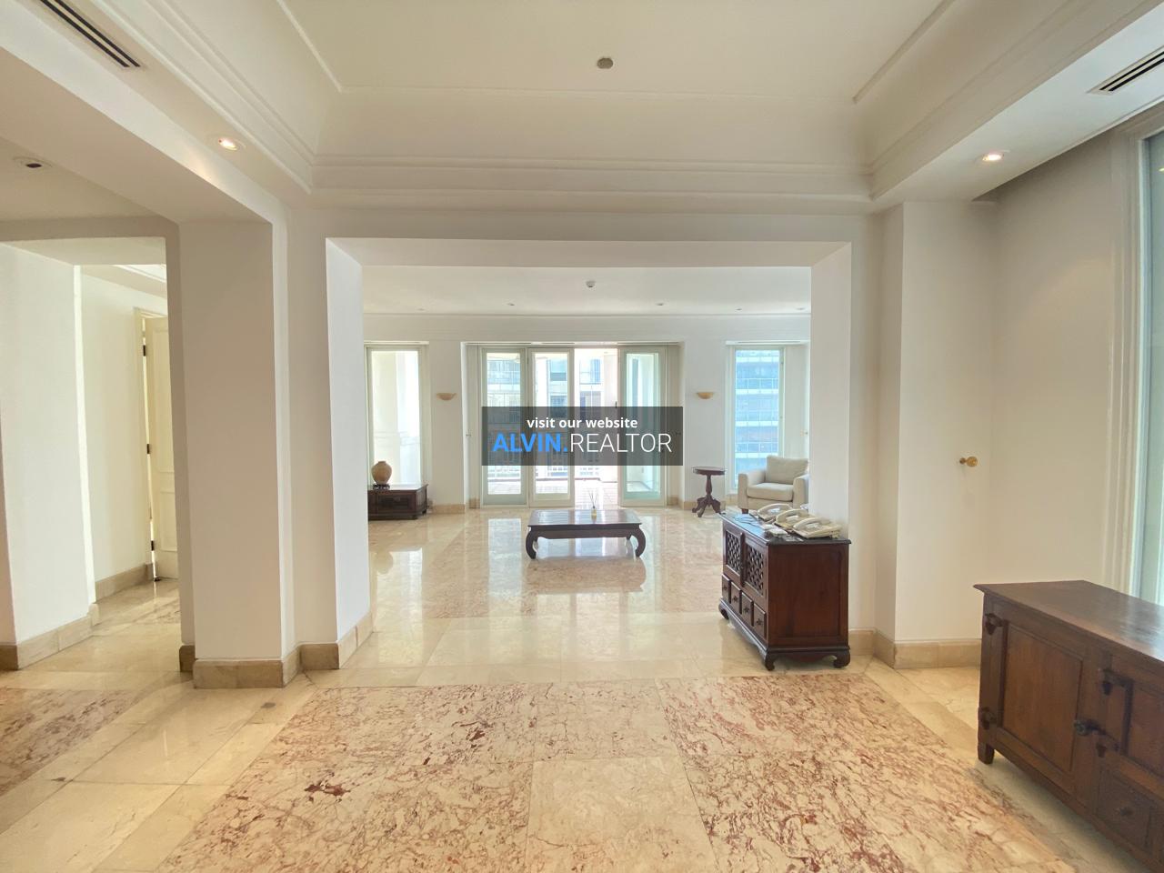 WhatsApp Image 2024-08-12 at 17.20.04_909a73fb