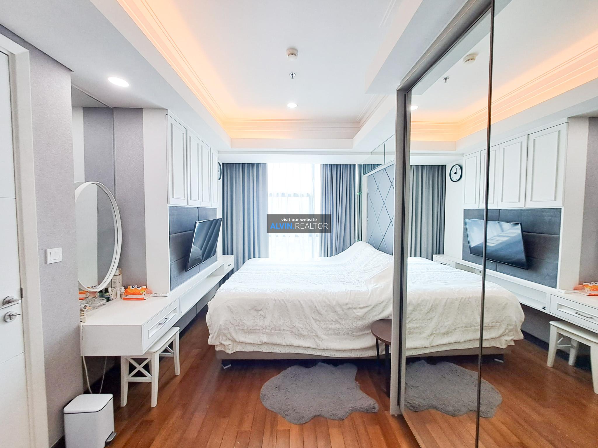 b55e95ce-f103-4cc5-8dd5-d230356b4934