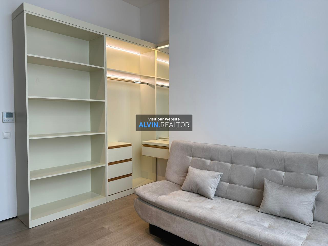 1045164137468487-1765535135