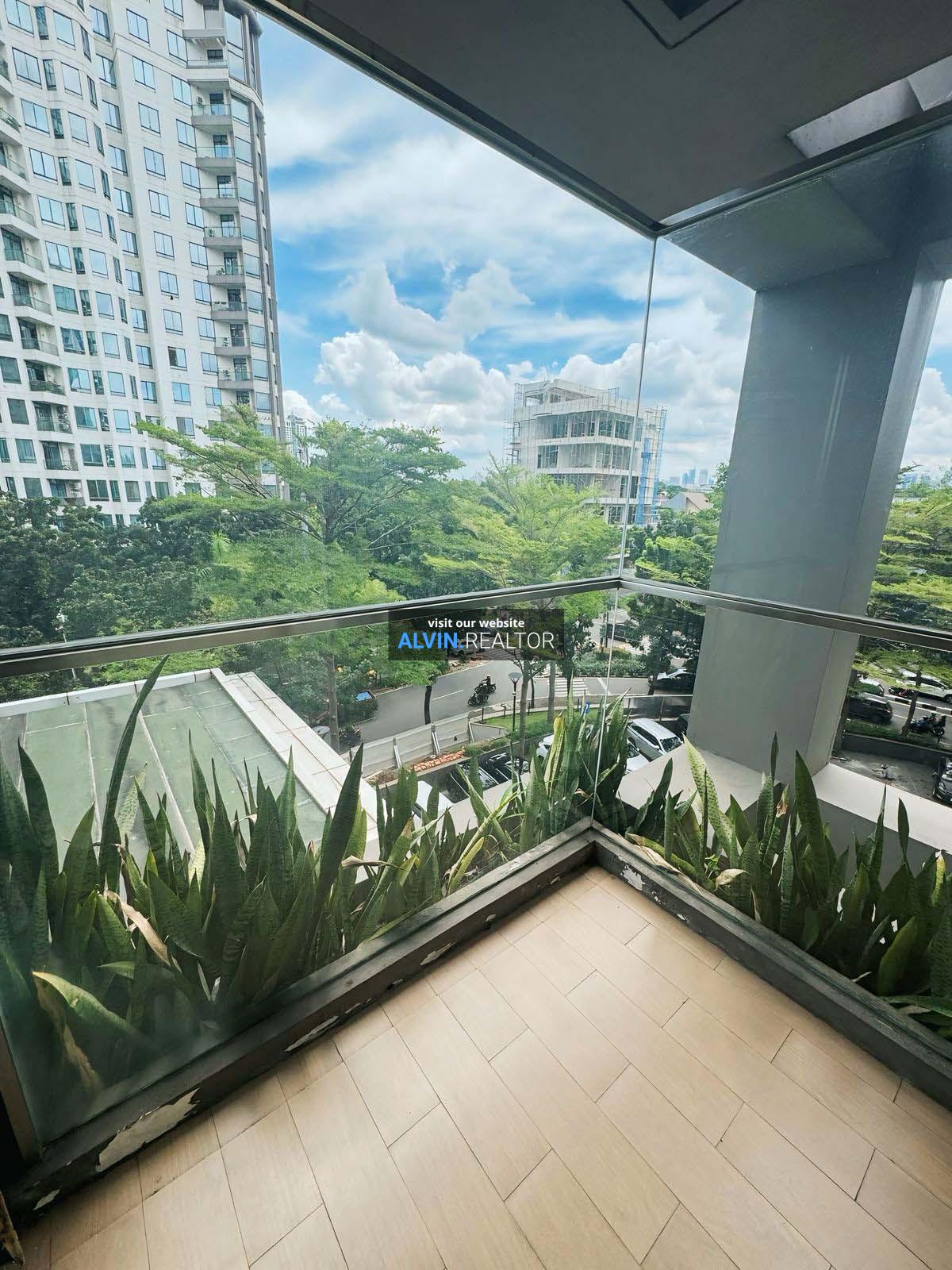 1081989570636149-1745487375